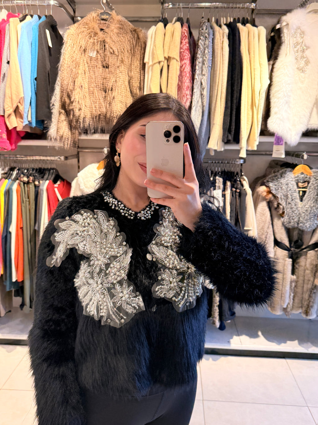 ANGORA HIRKA