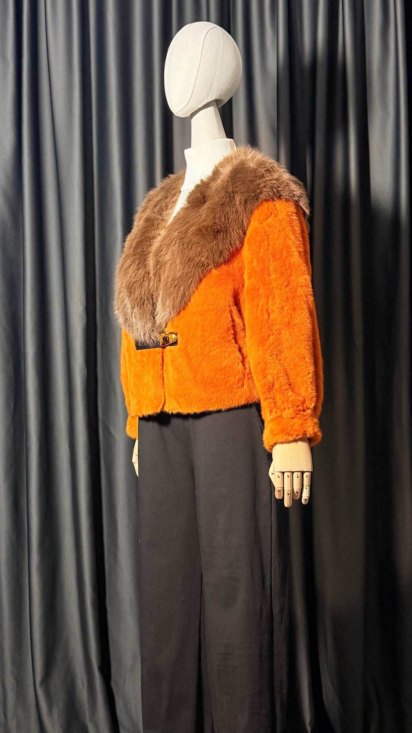 Turuncu Kahverengi Yaka Detaylı Kürk Ceket