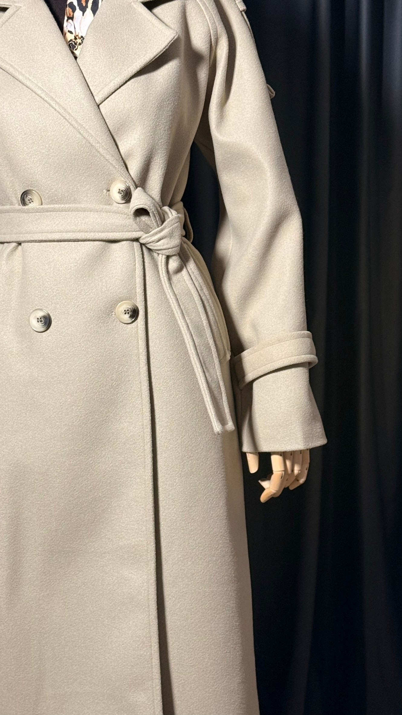 Krem Uzun Kaşe Kaban – Geniş Yaka