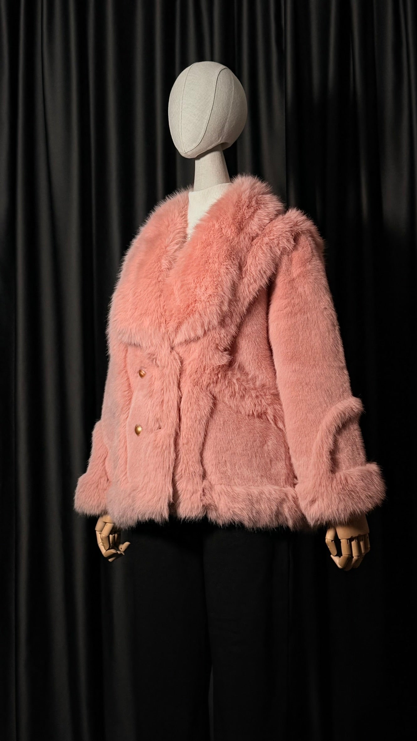 Pudra Pembe Düğmeli Kürk Ceket