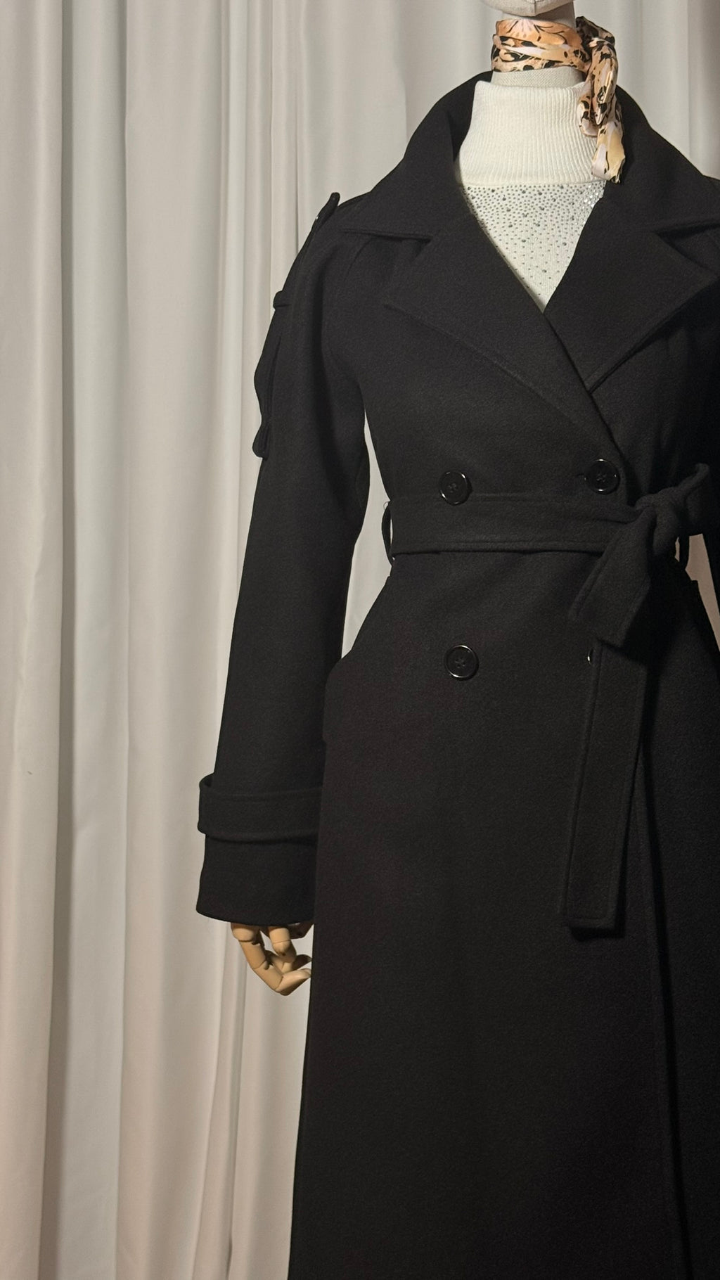 Siyah Kuşaklı Kaşe Kaban – Klasik Seri