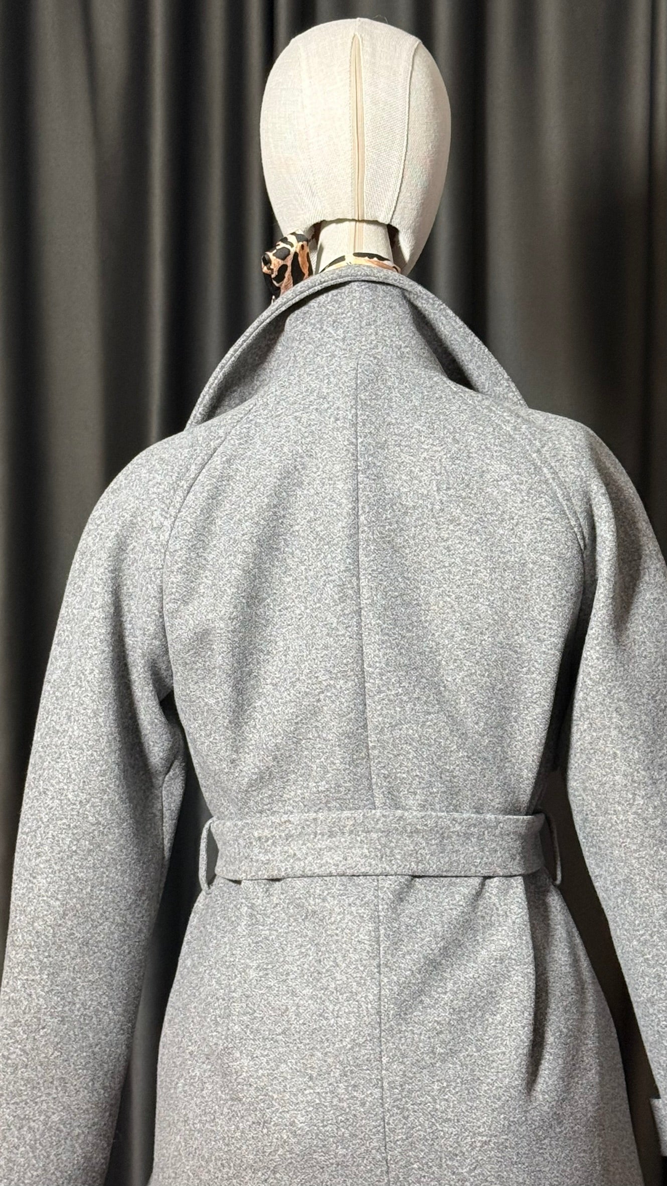 Gri Kuşaklı Kaşe Kaban – Oversize Kesim