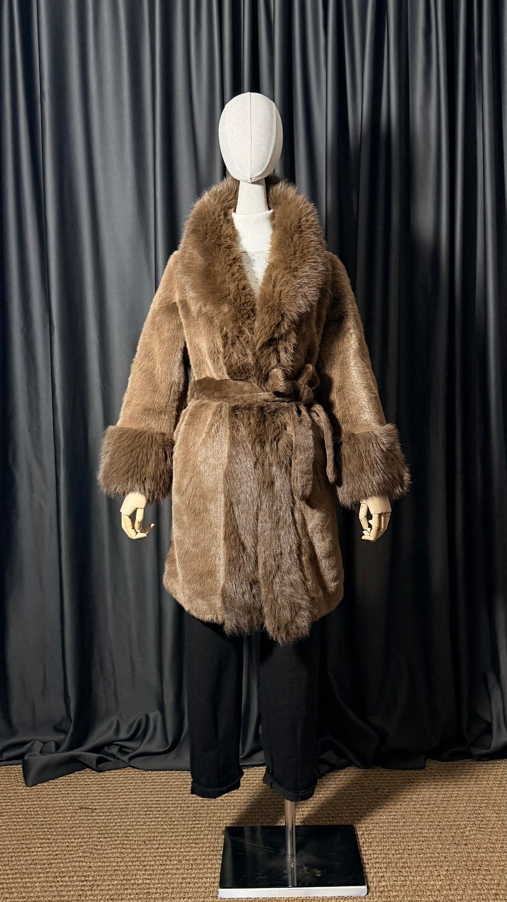 Kahverengi Uzun Kürk Kaban – Geniş Yaka