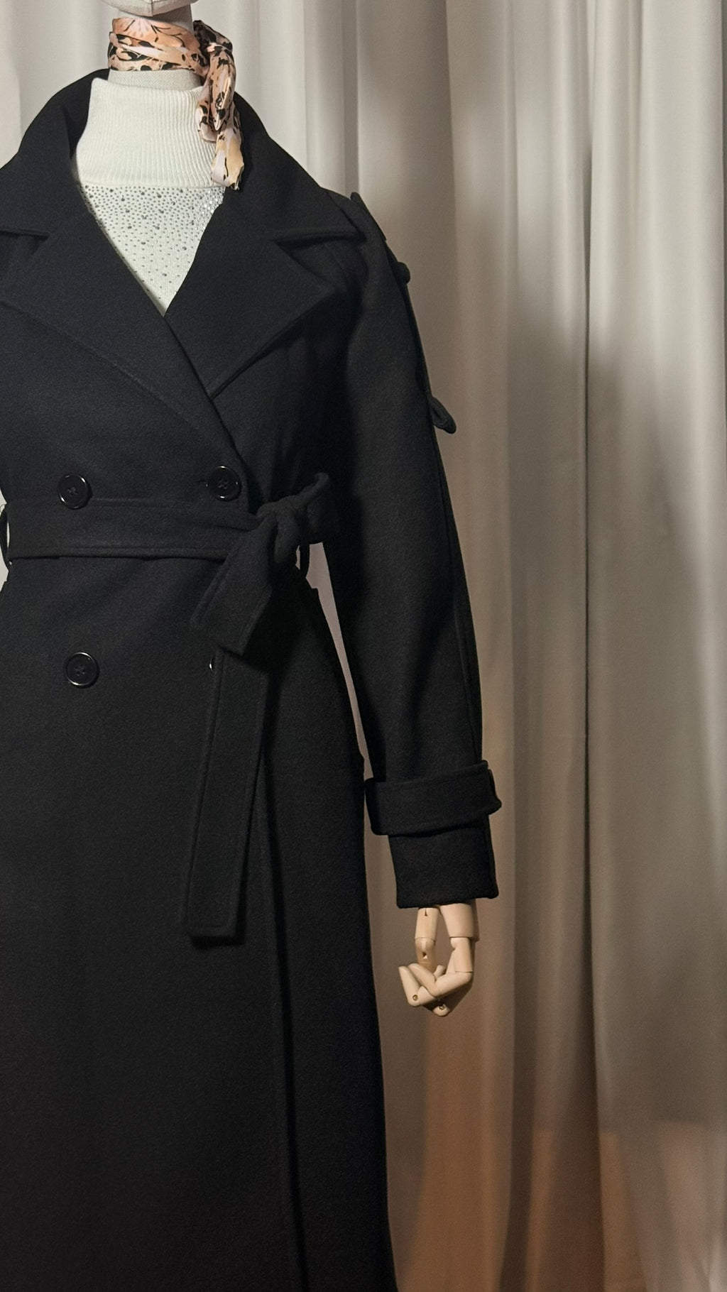 Siyah Kuşaklı Kaşe Kaban – Klasik Seri