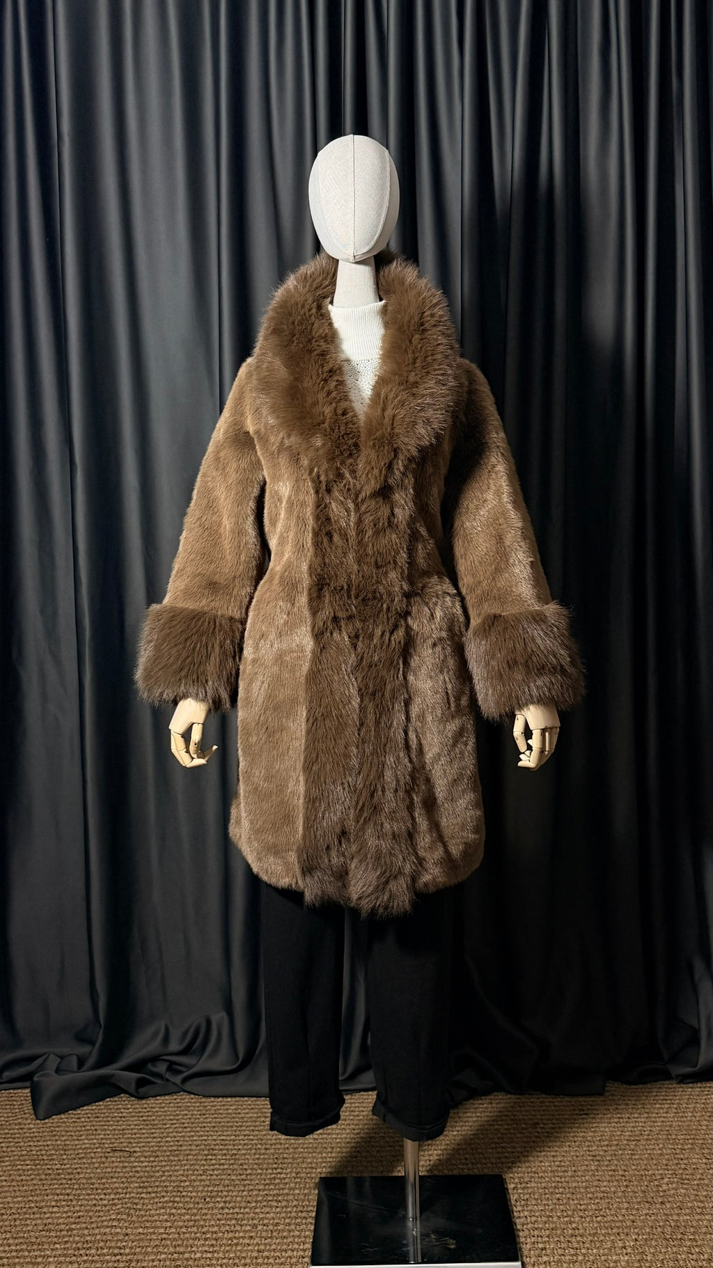 Kahverengi Uzun Kürk Kaban – Geniş Yaka