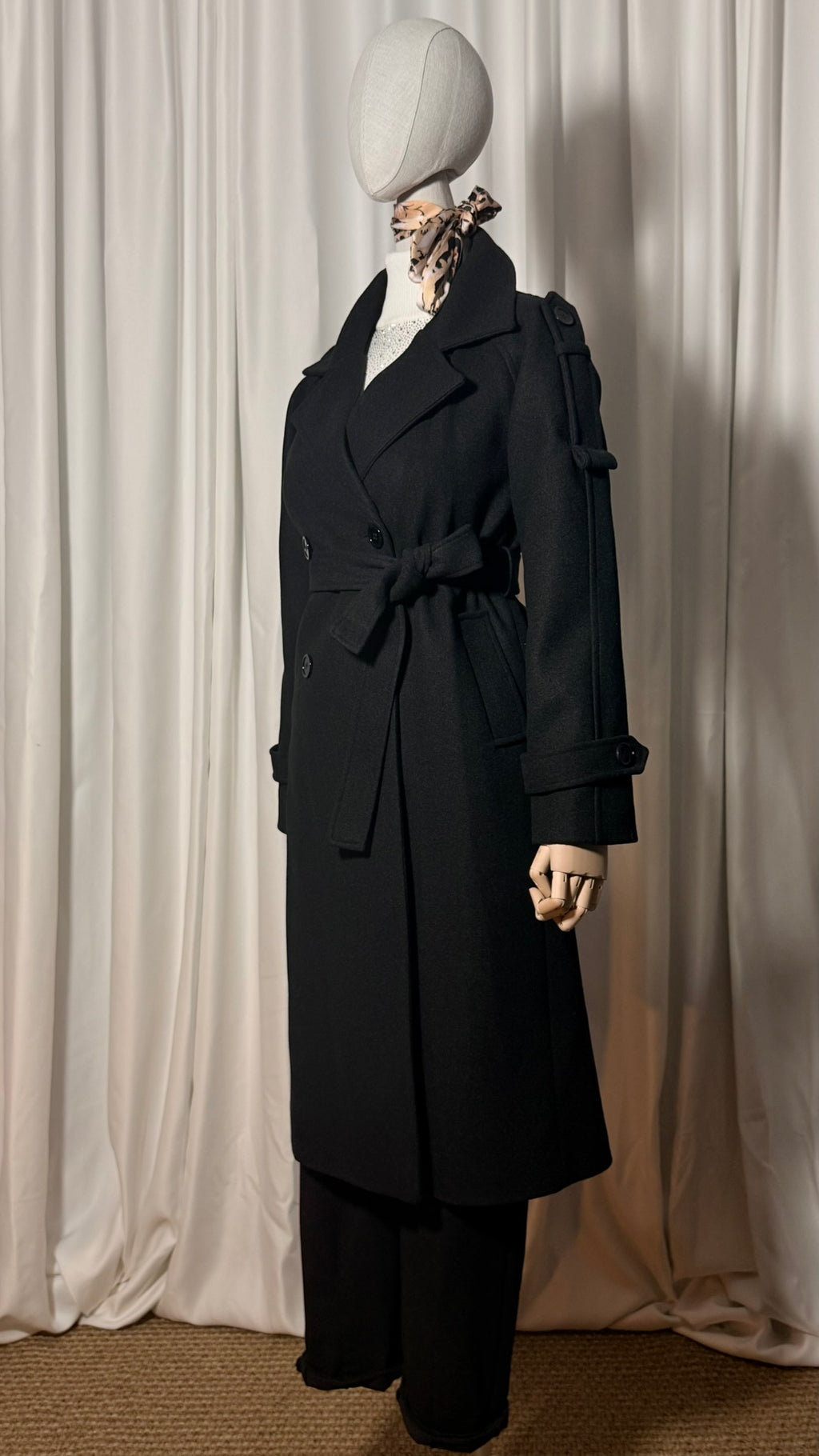 Siyah Kuşaklı Kaşe Kaban – Klasik Seri