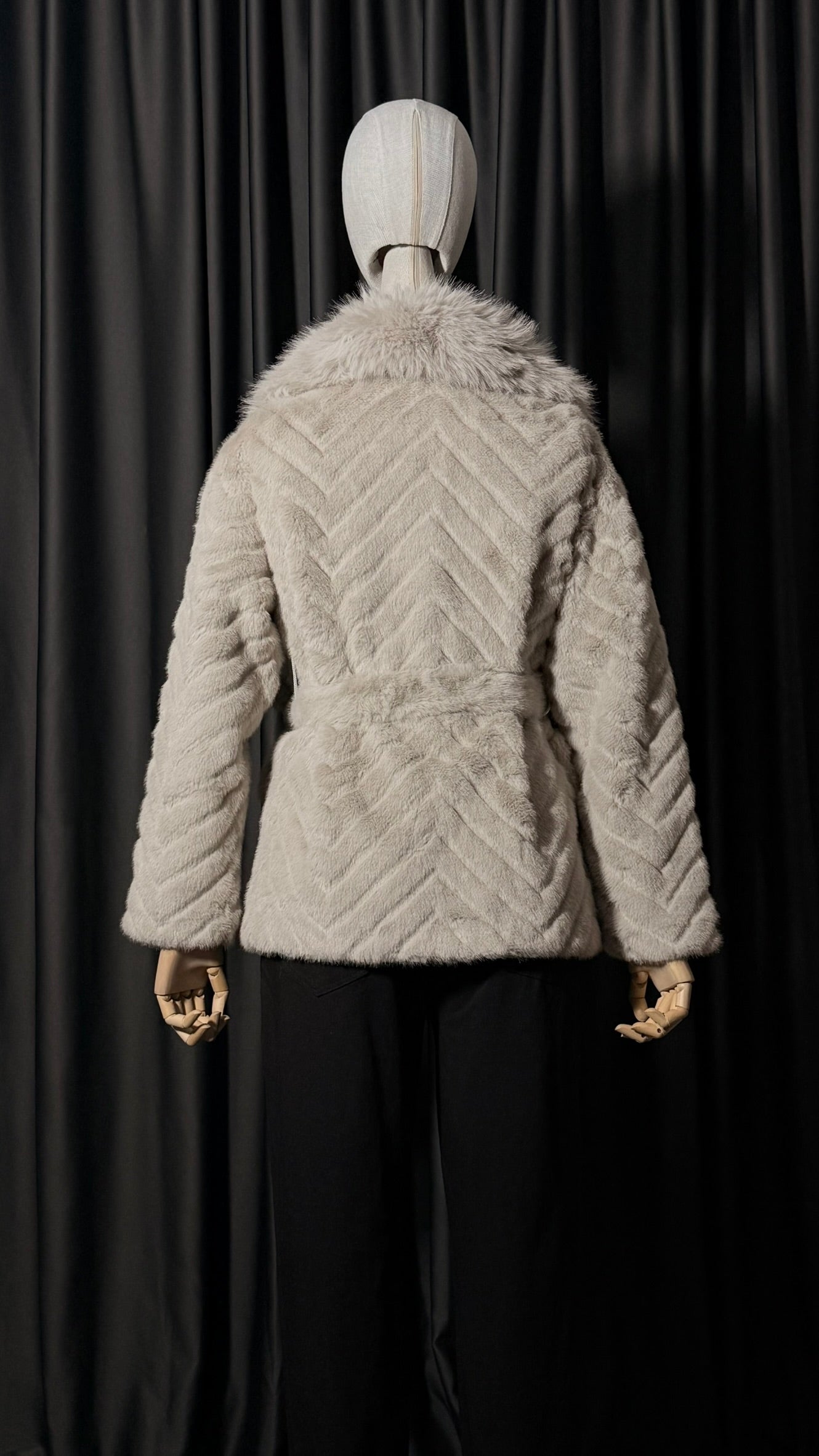 Krem Şerit Desenli Geniş Yaka Kürk Ceket