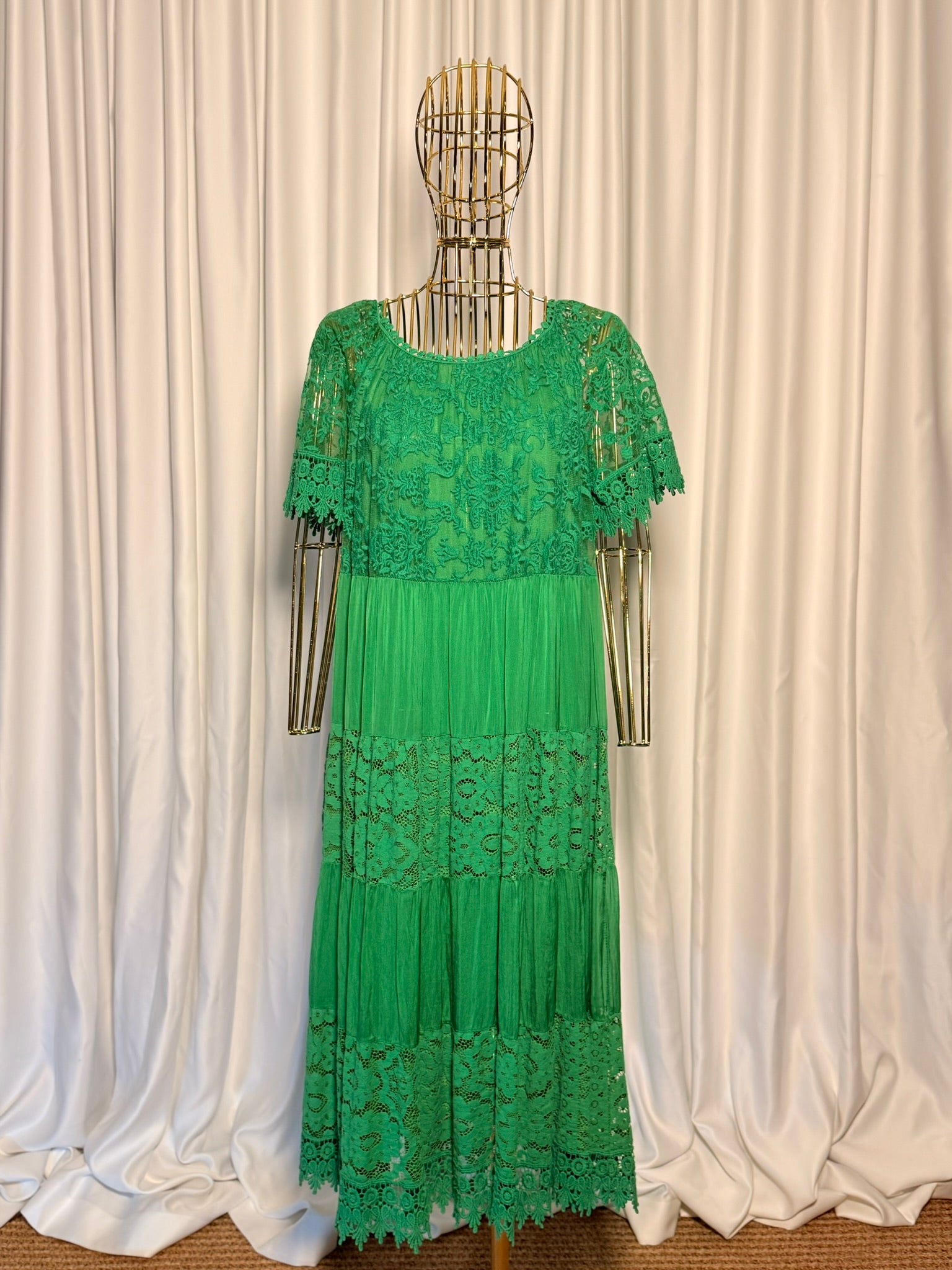 Mint Yeşili Dantelli Bohem Elbise