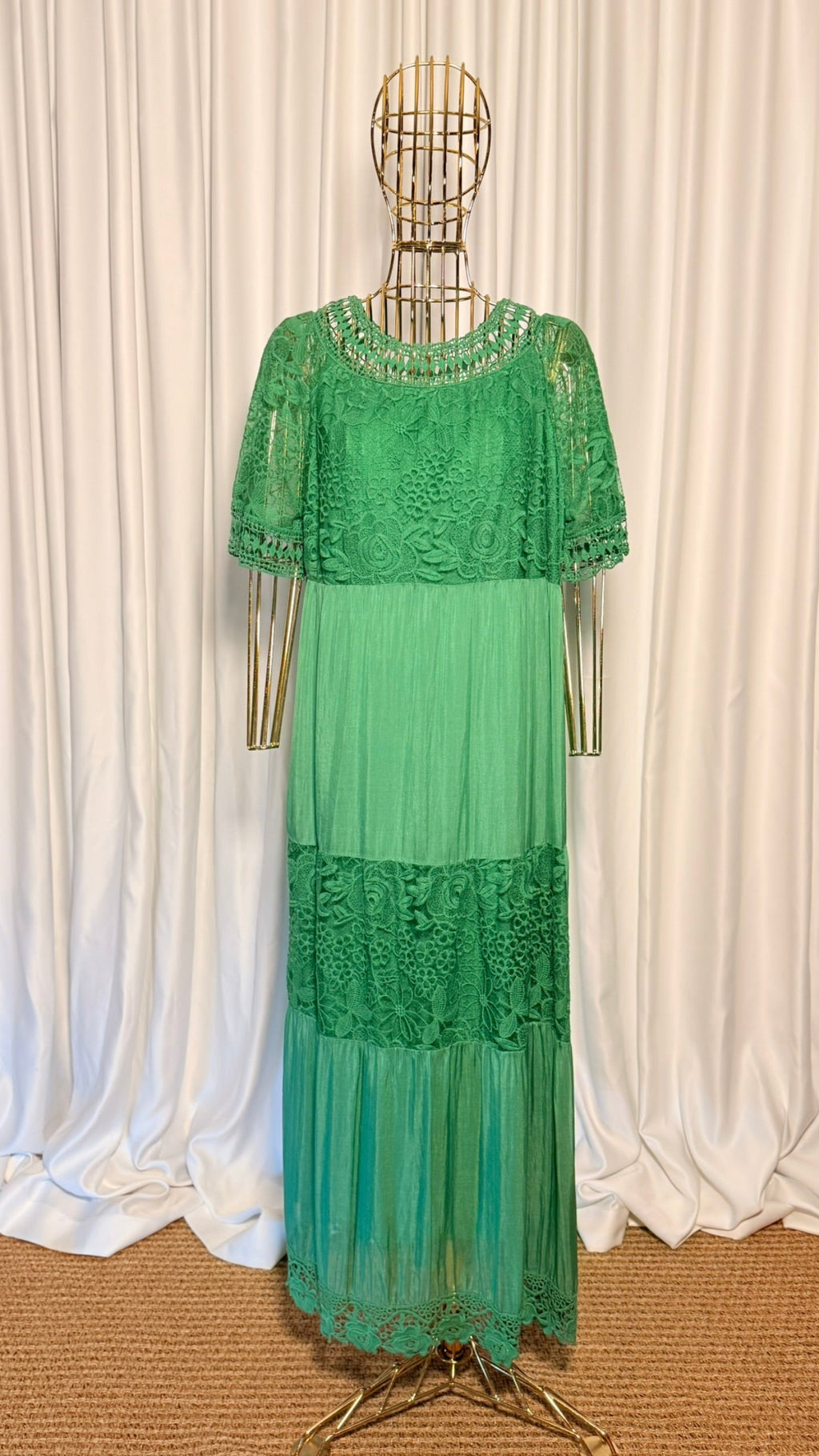Ördek Başı Yeşili Dantelli Bohem Elbise