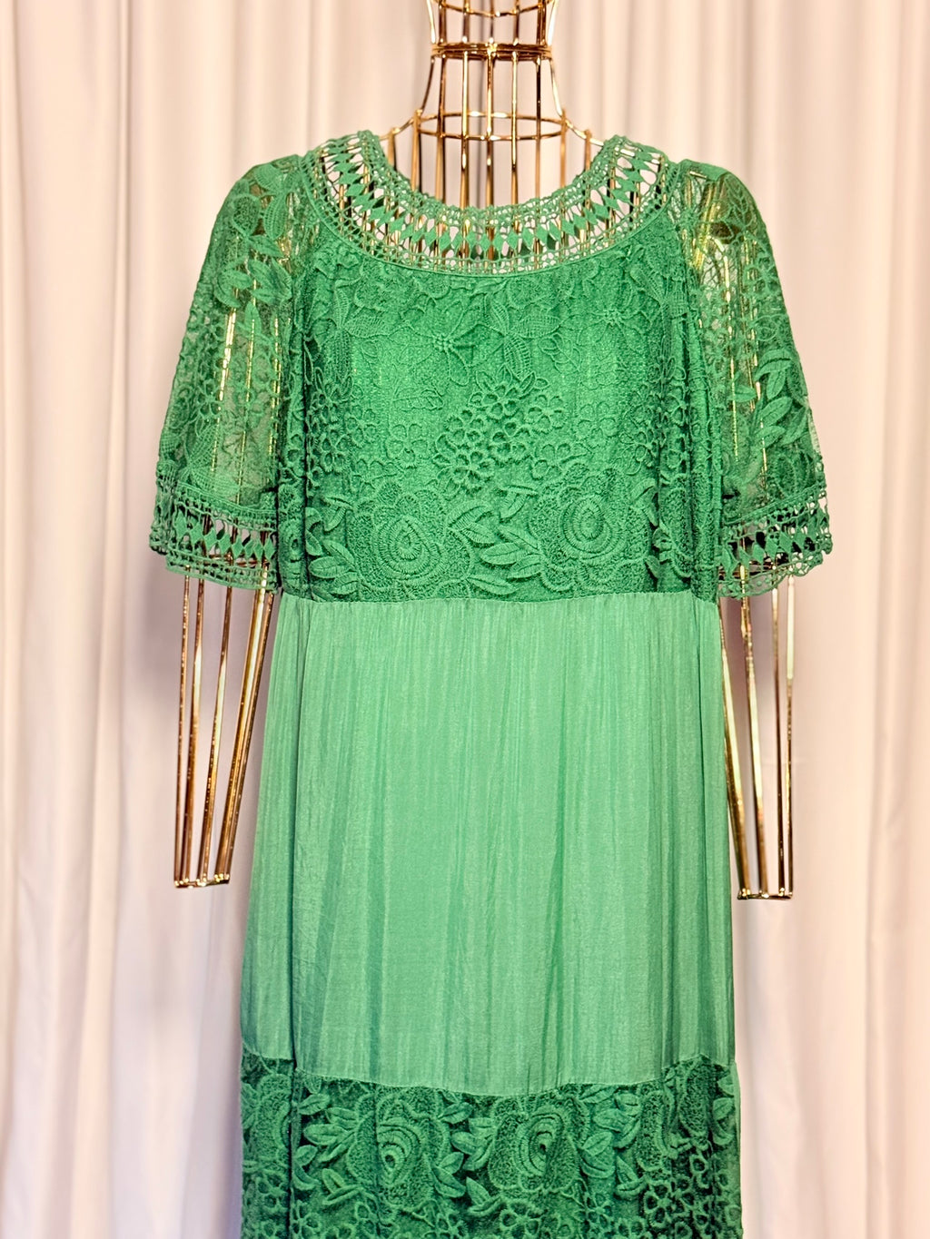 Ördek Başı Yeşili Dantelli Bohem Elbise