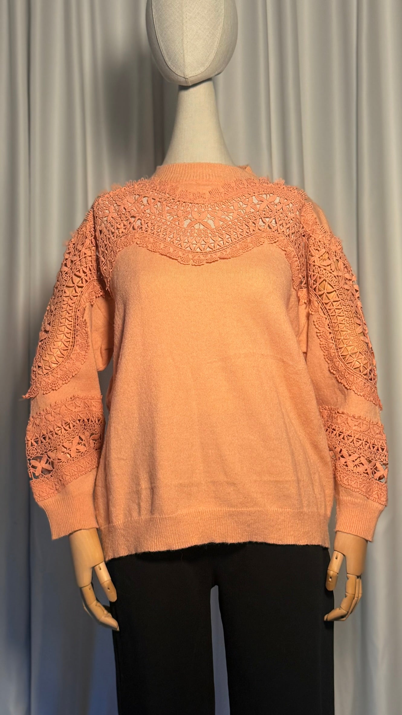 Somon Dantel Detaylı Triko Kazak