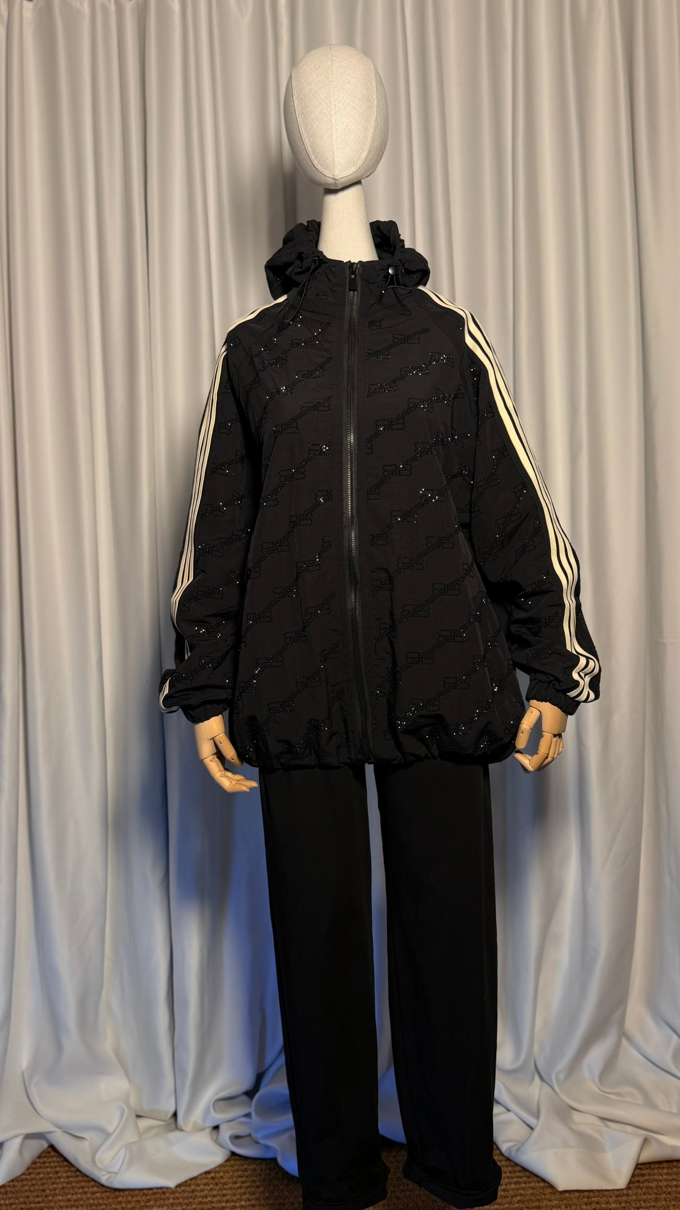 Siyah Çizgili Spor Tasarım Ceket