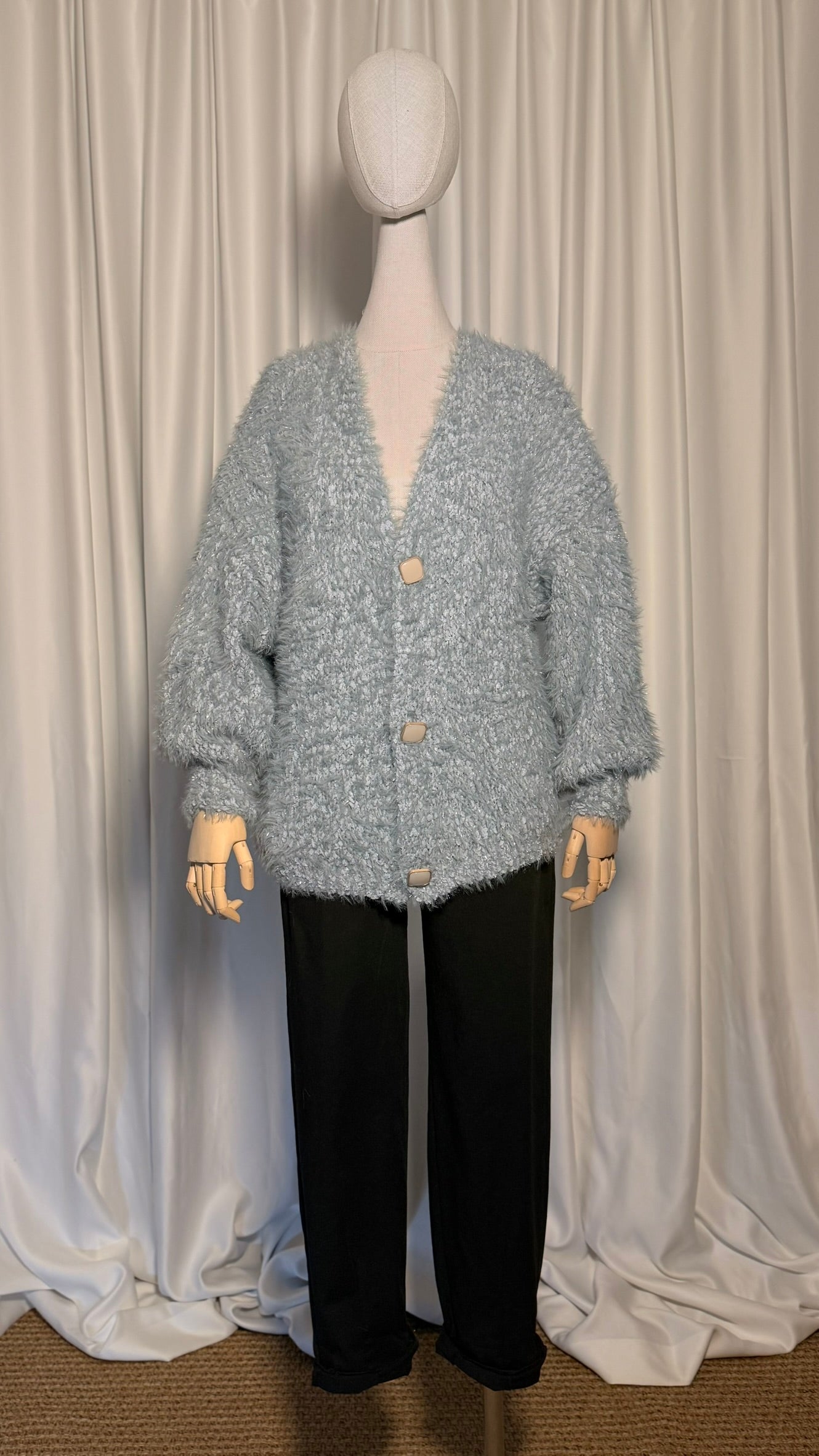 Mavi Tüylü Oversize Hırka