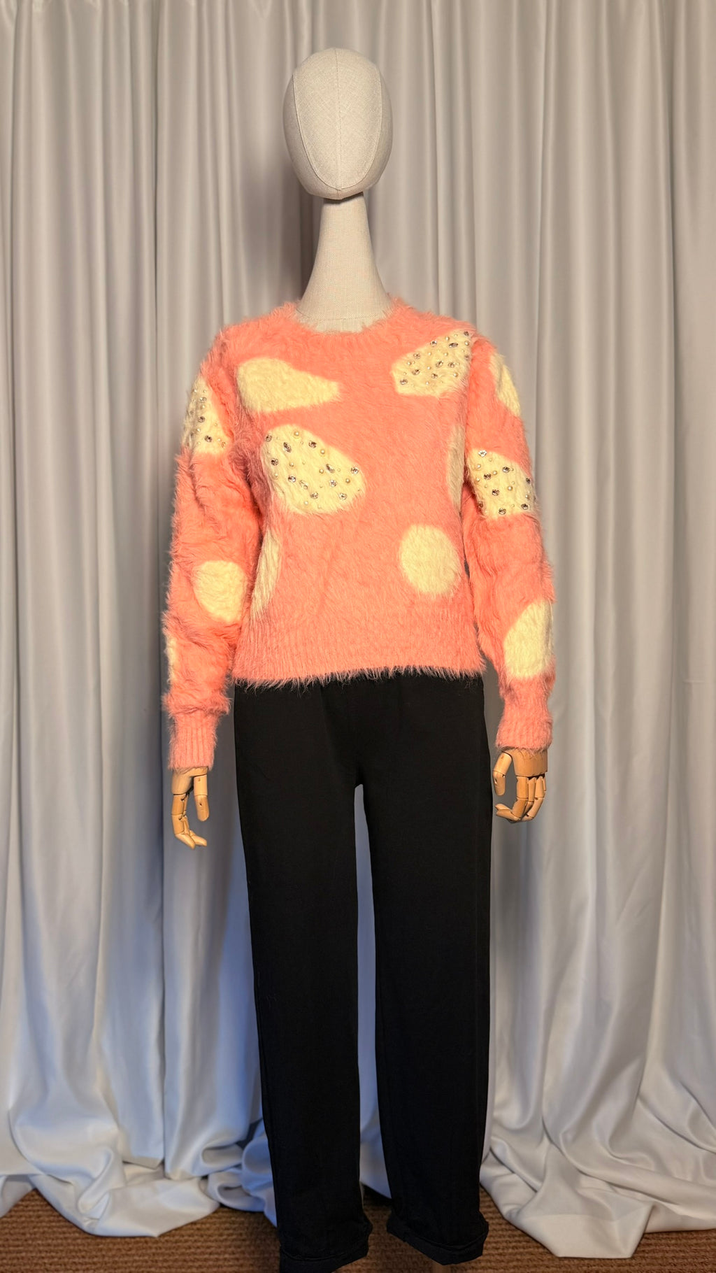 Pembe Tüylü Desenli Kazak