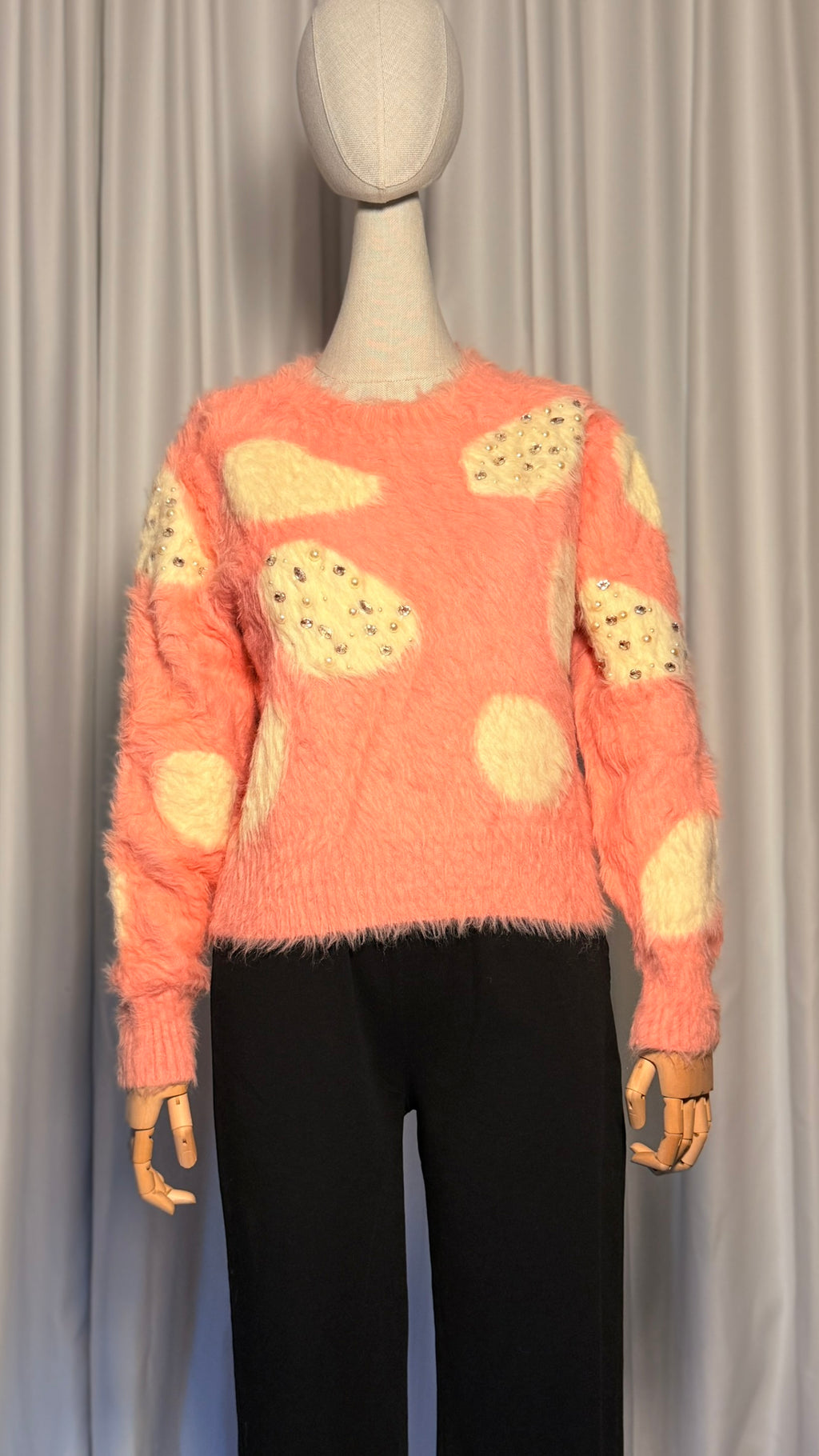 Pembe Tüylü Desenli Kazak