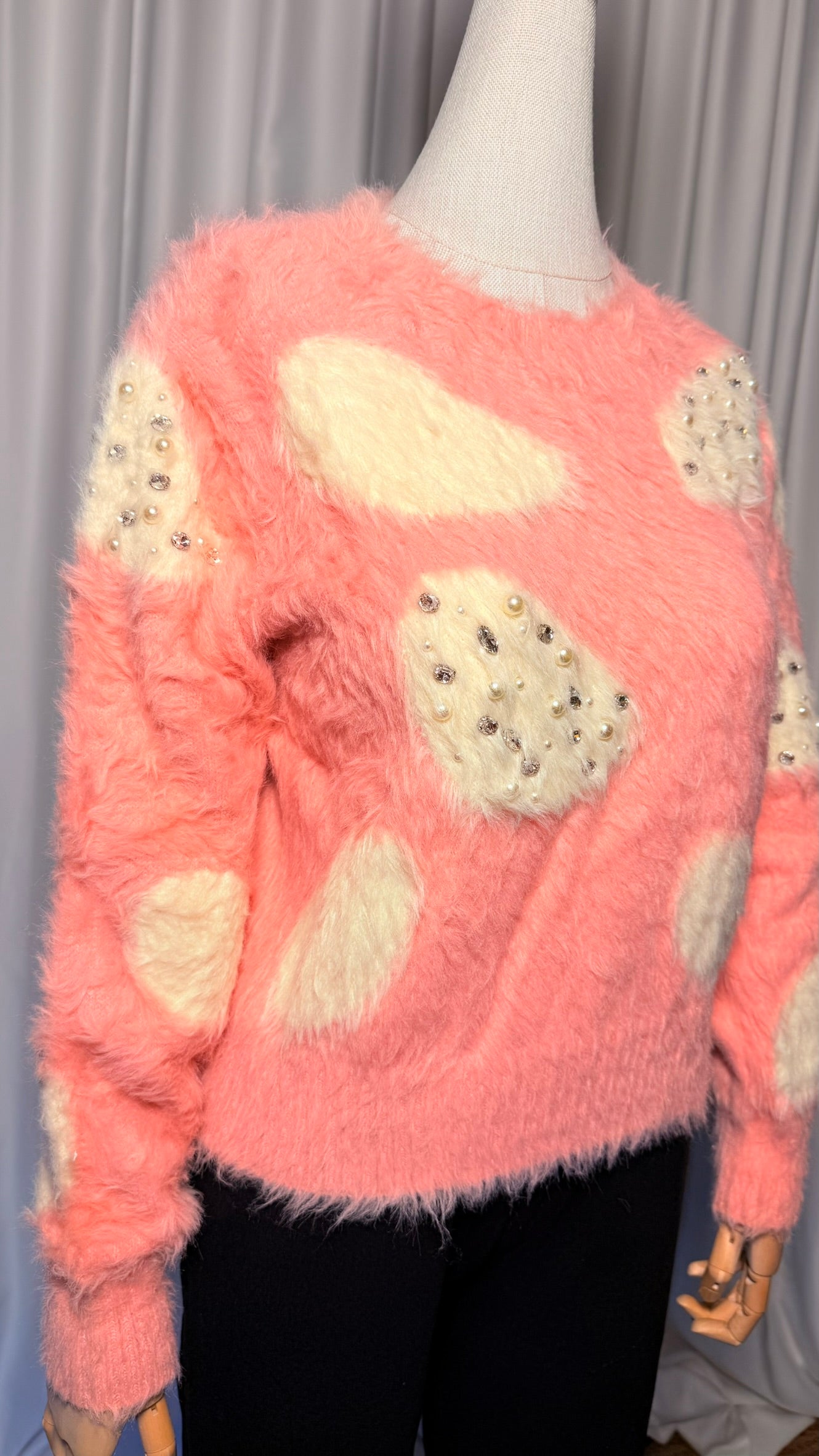 Pembe Tüylü Desenli Kazak