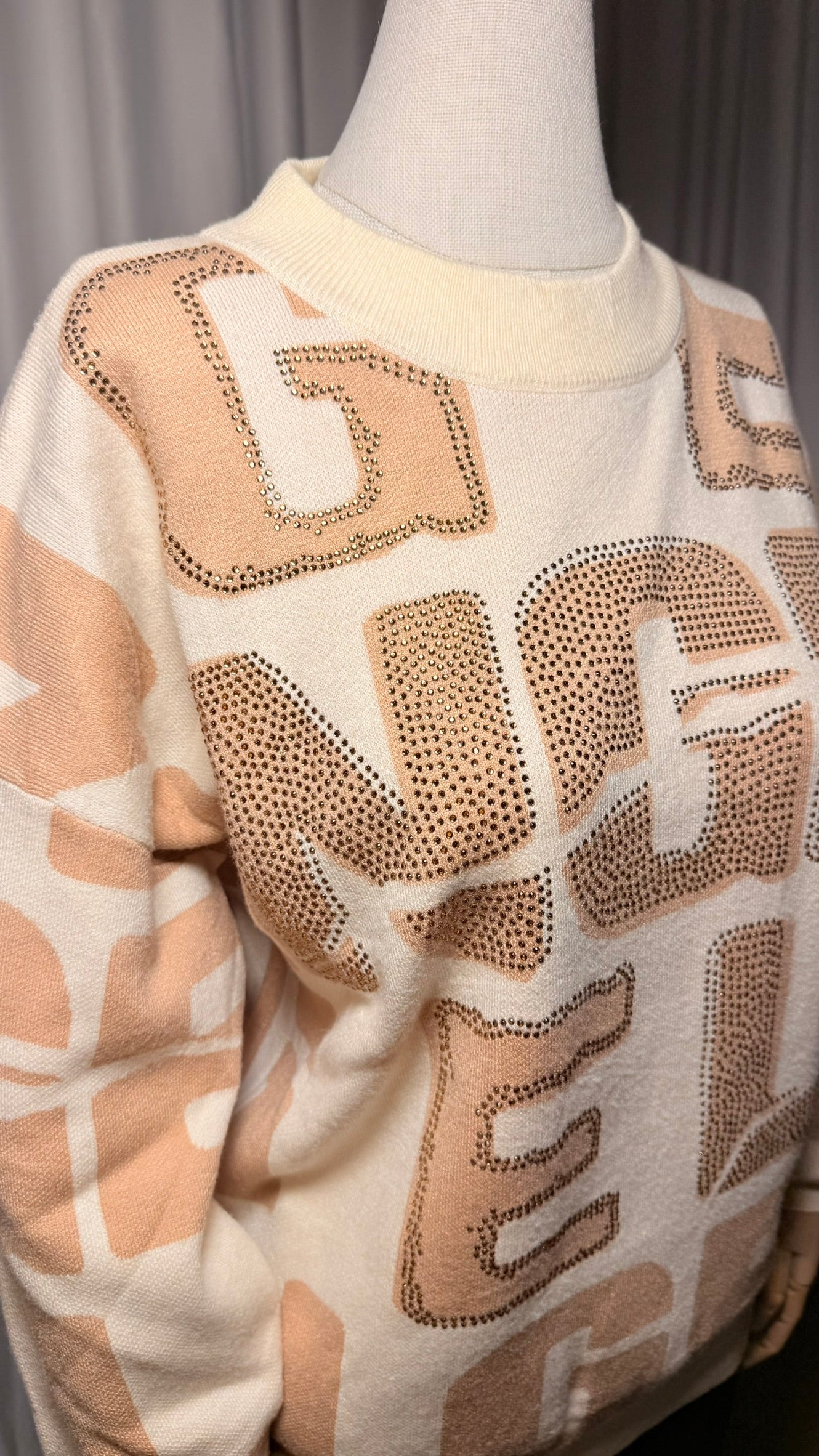 Krem-Bej Logolu Triko Kazak