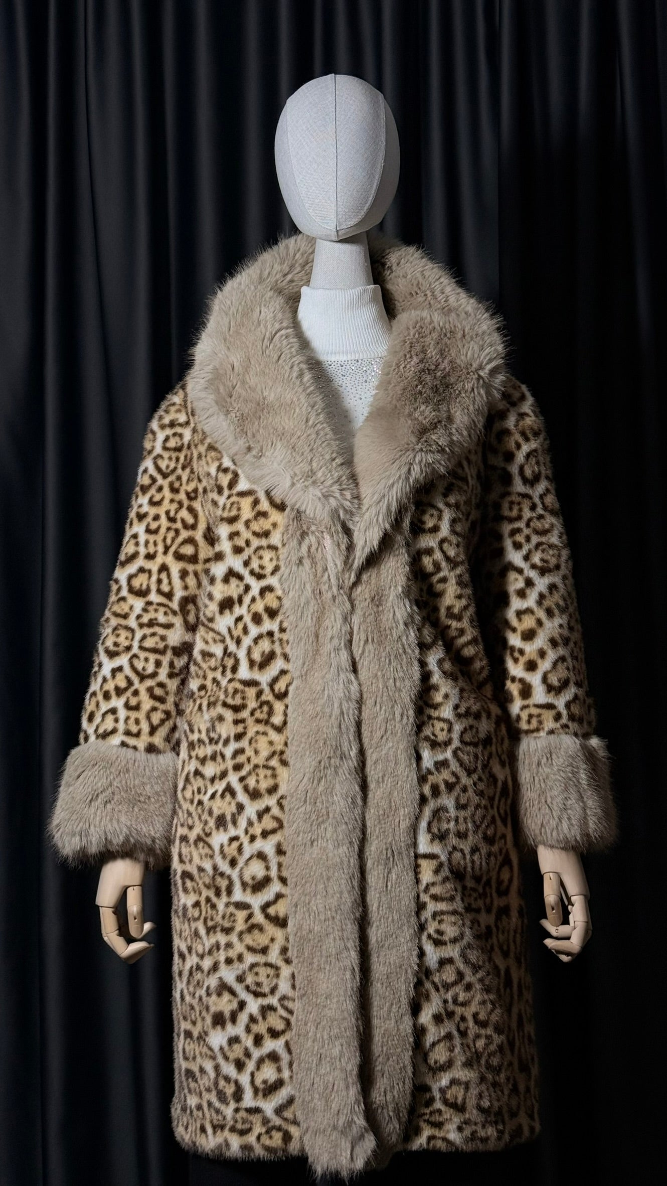 Leopar Desenli Orta Boy Suni Kürk Kaban - Bej