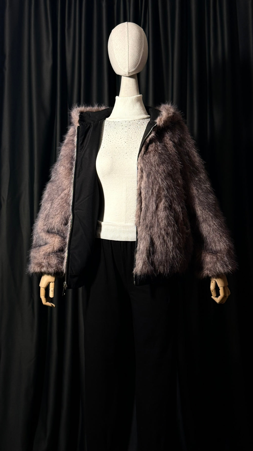 Gri Kapüşonlu Kürk Mont – Yumuşak Dokulu-Çift Taraflı