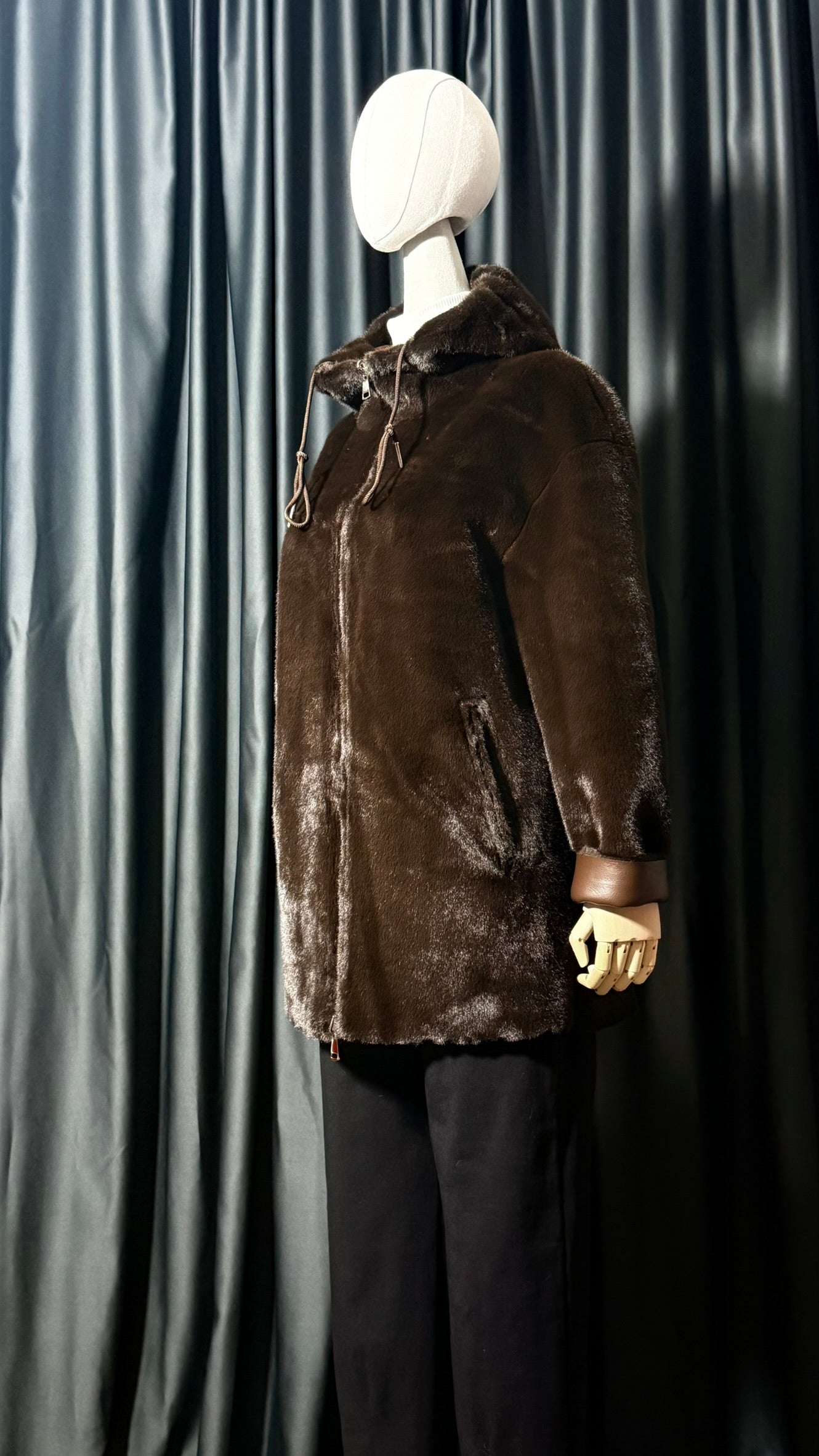 Kahverengi Deri Görünümlü Kürk Mont – Fermuarlı - Çift Taraflı