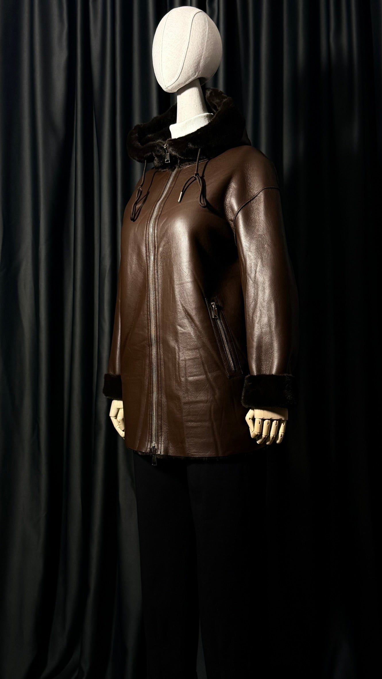 Kahverengi Deri Görünümlü Kürk Mont – Fermuarlı - Çift Taraflı