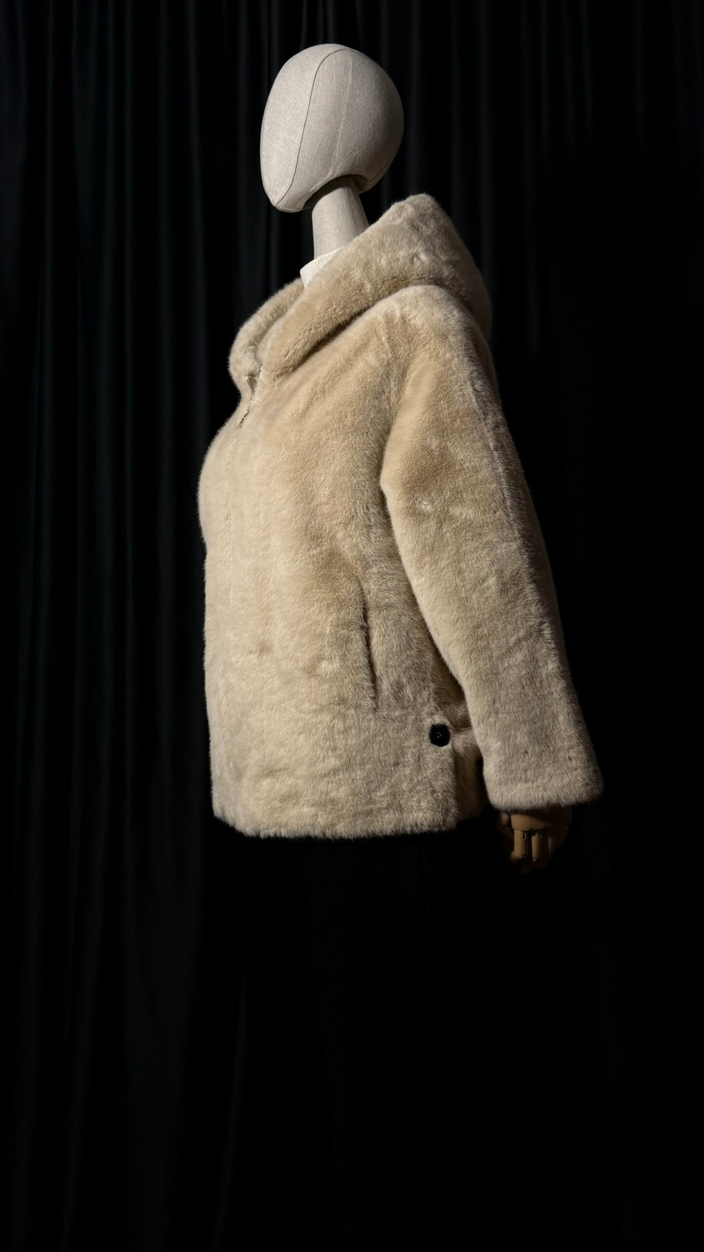 Krem Kapüşonlu Kürk Mont