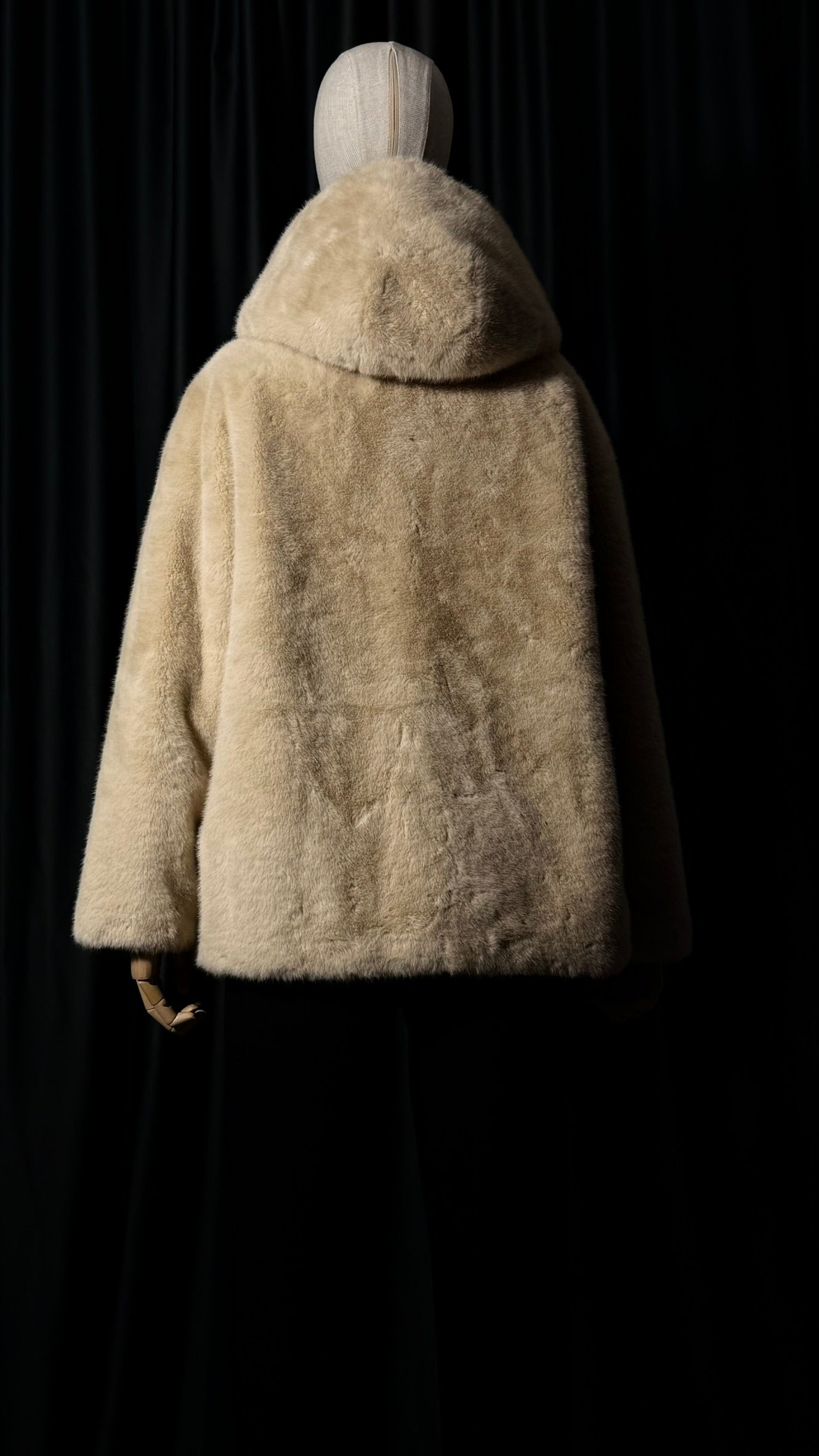 Krem Kapüşonlu Kürk Mont