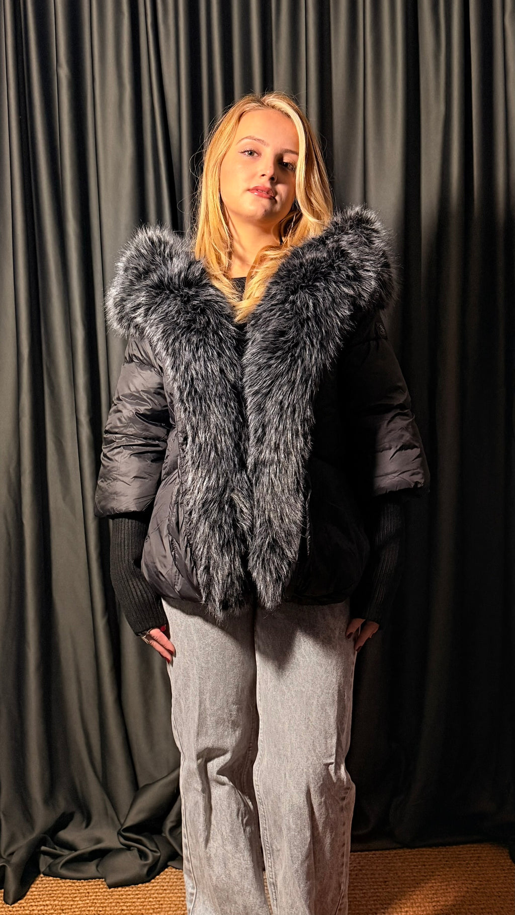 Orijinal Kaz Tüyü Siyah Tasarım Mont