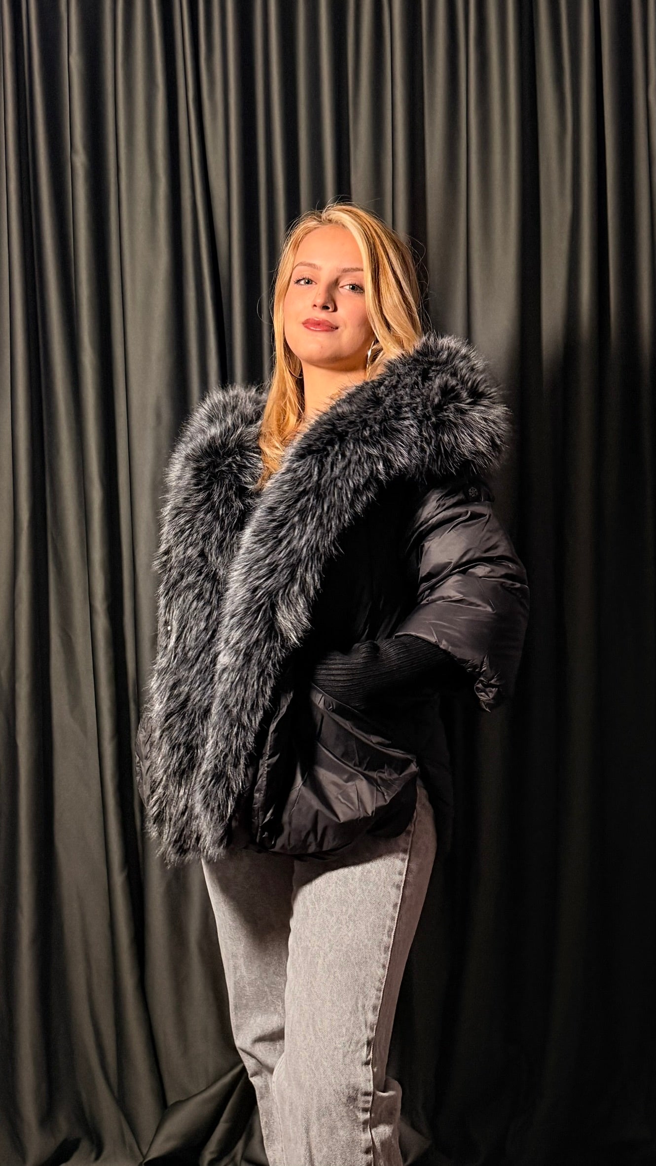 Orijinal Kaz Tüyü Siyah Tasarım Mont