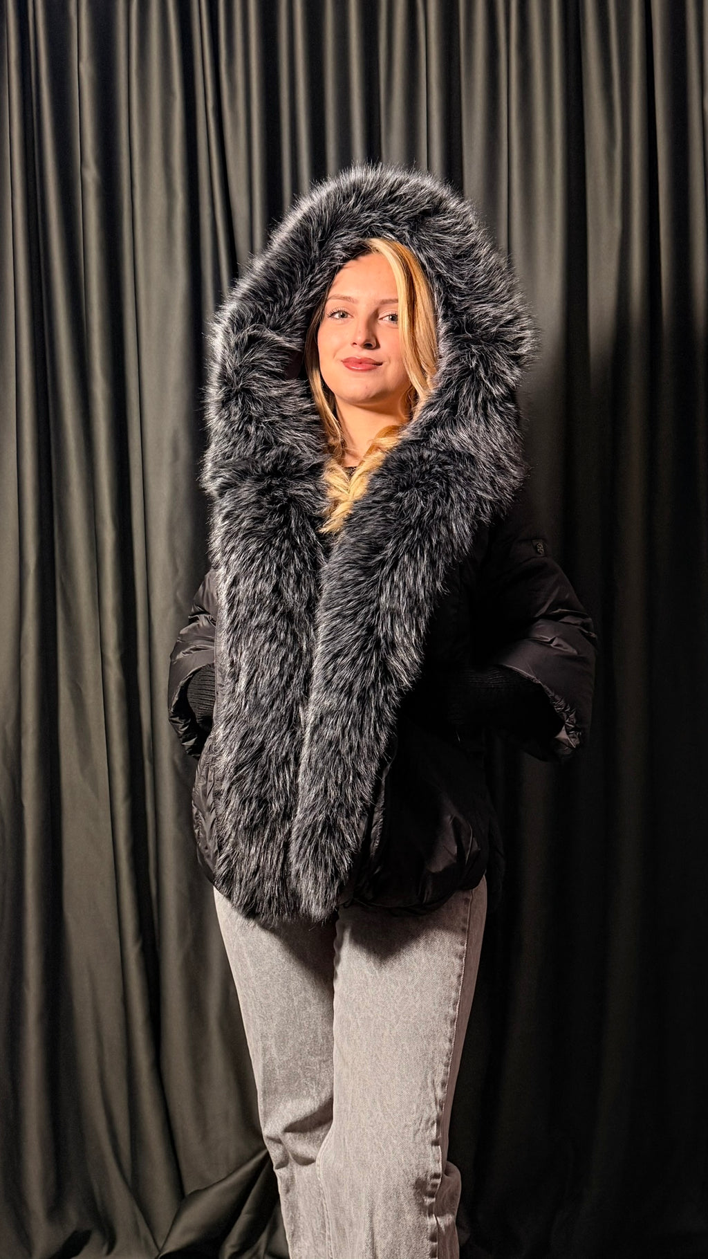 Orijinal Kaz Tüyü Siyah Tasarım Mont