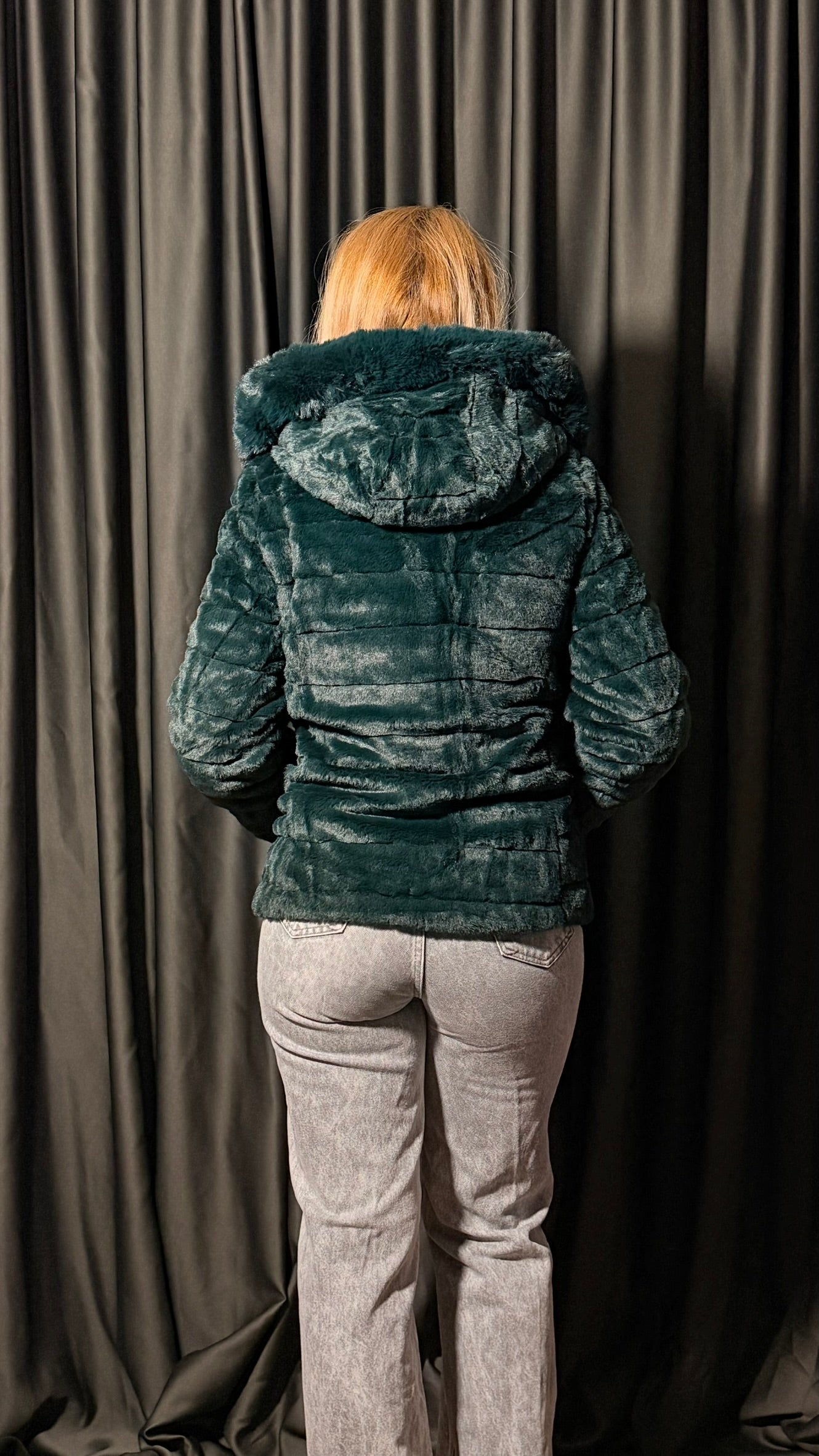 Çift Taraflı Kaz Tüyü Mont