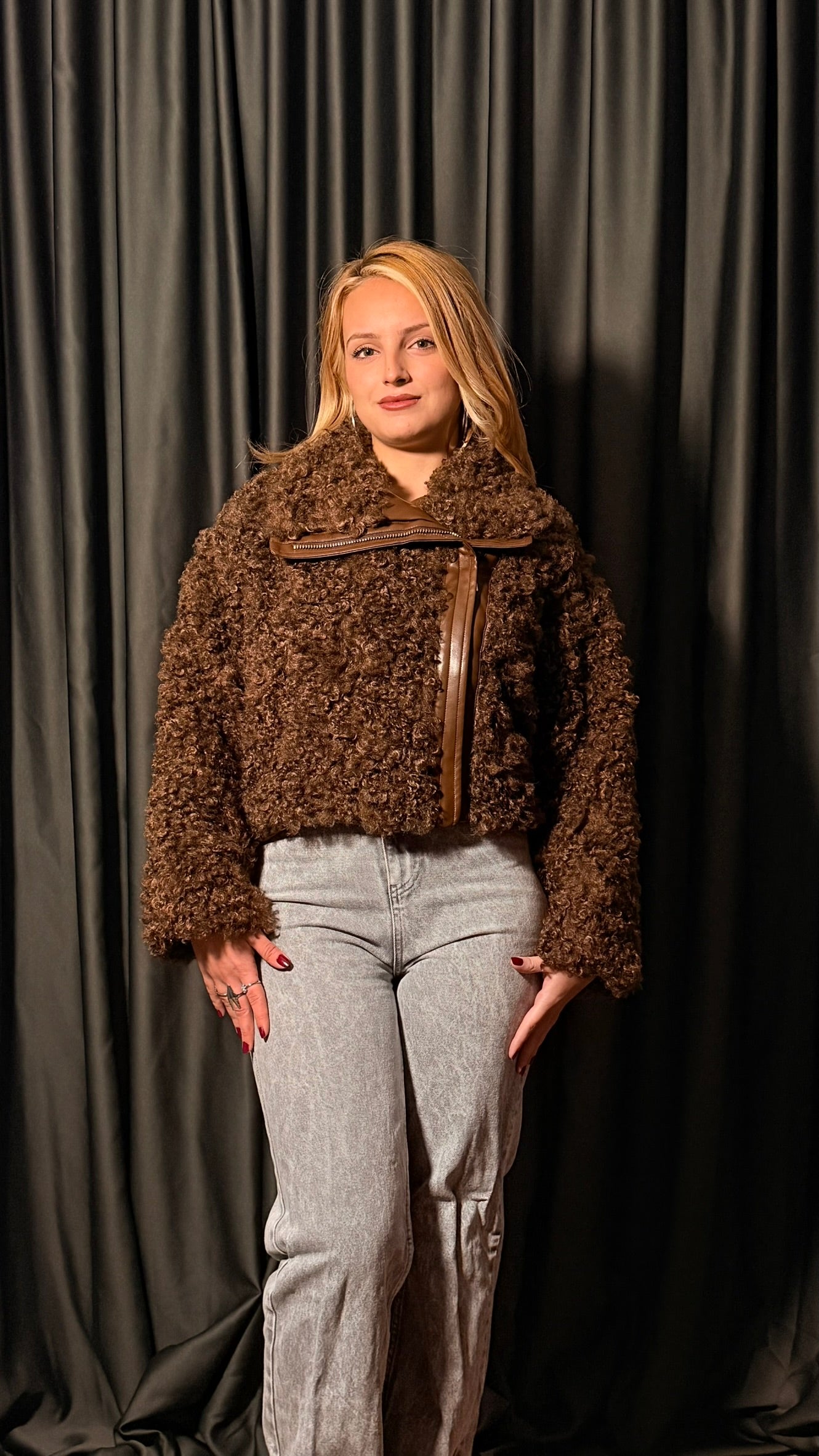 Tasarım Peluş Kıvırcık Kürk