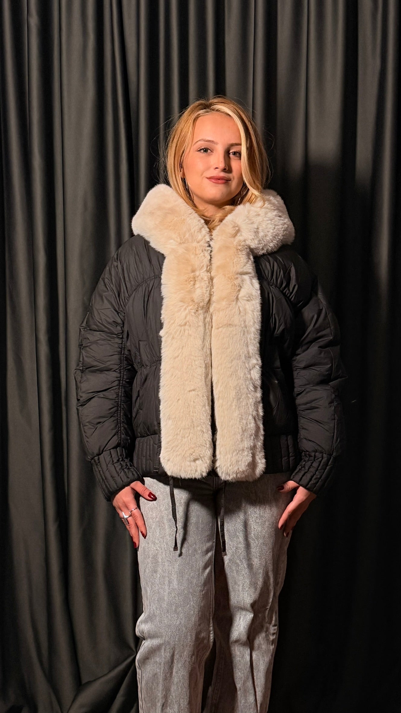 Kürklü Kaz Tüyü Mont