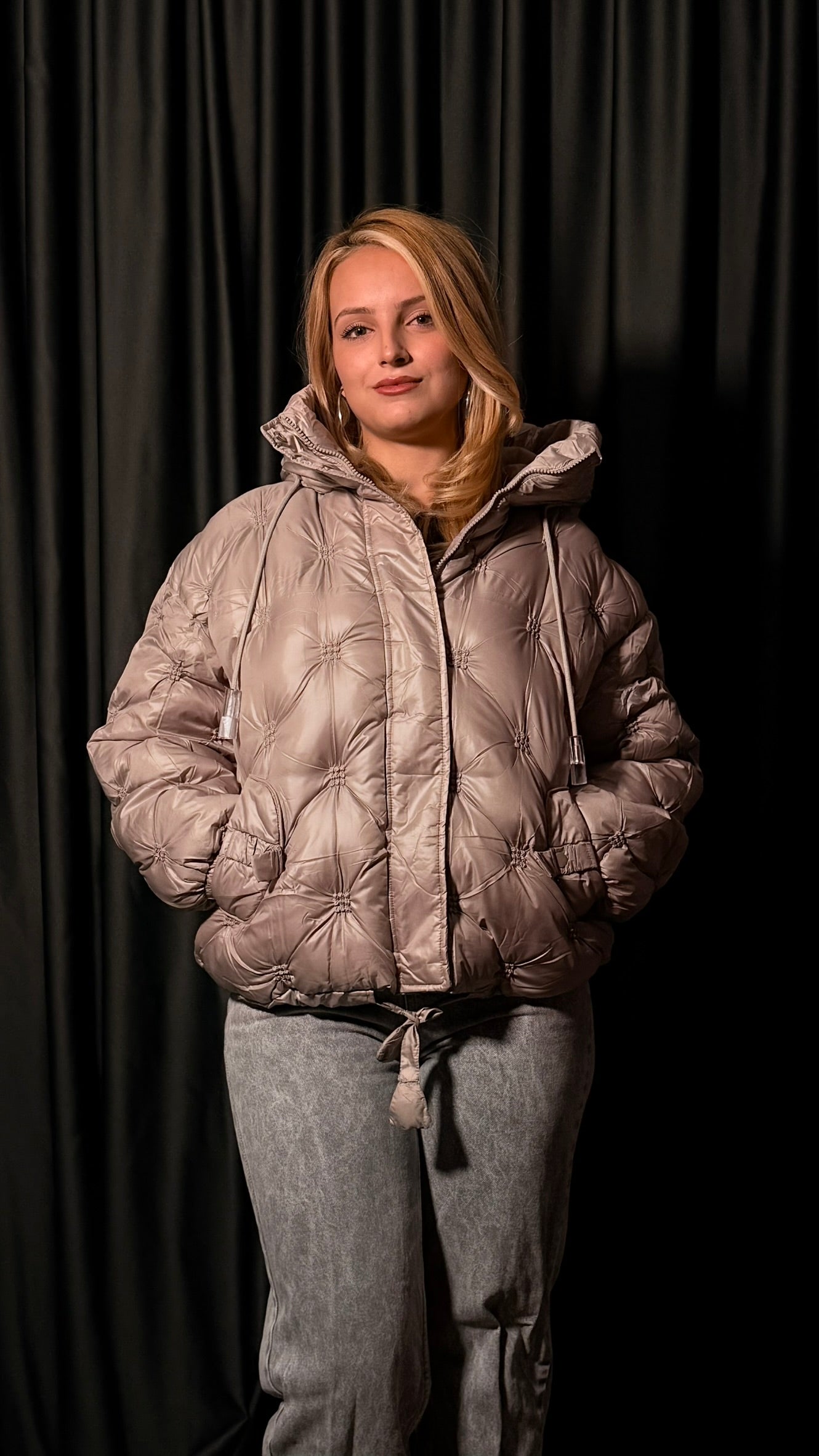 Kaz Tüyü Şişme Mont