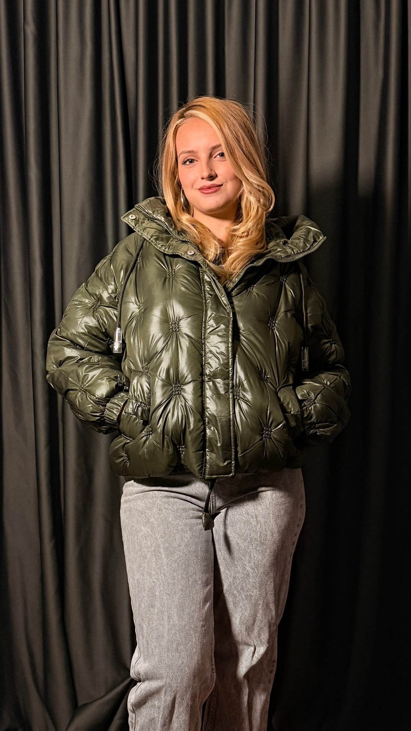 Kaz Tüyü Şişme Mont