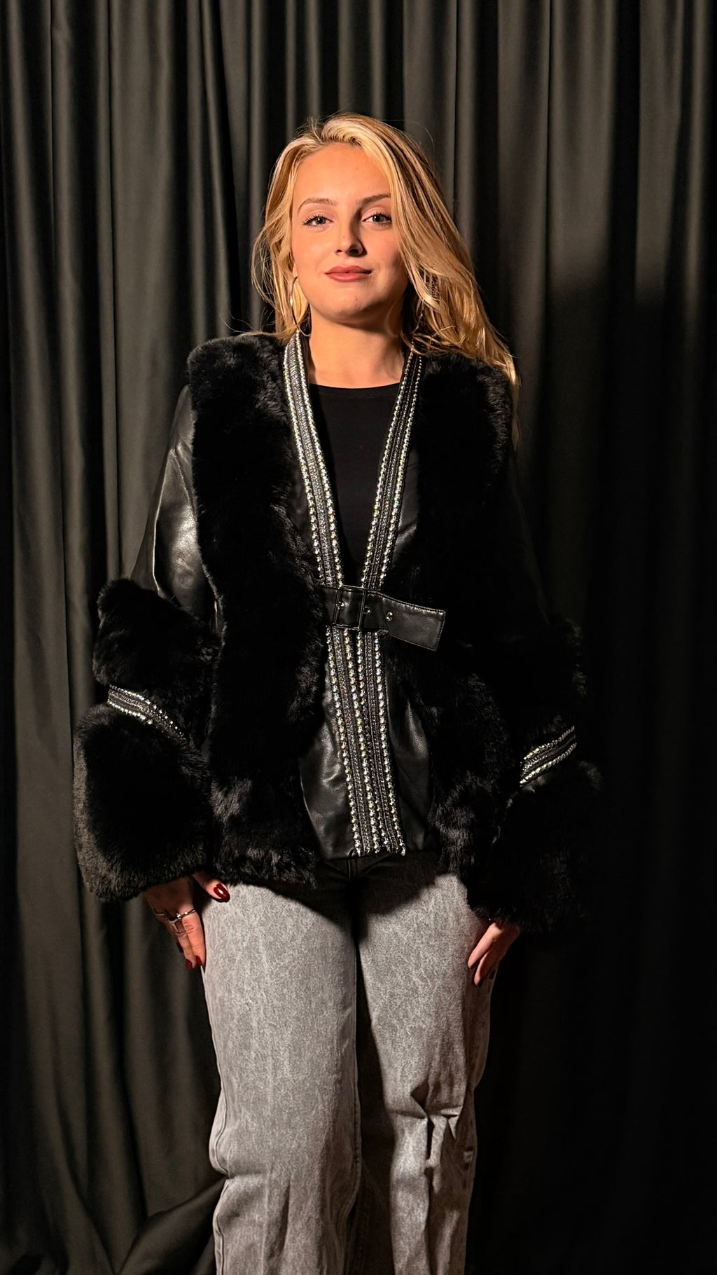 Kürk Detaylı Ara Boy Deri Mont