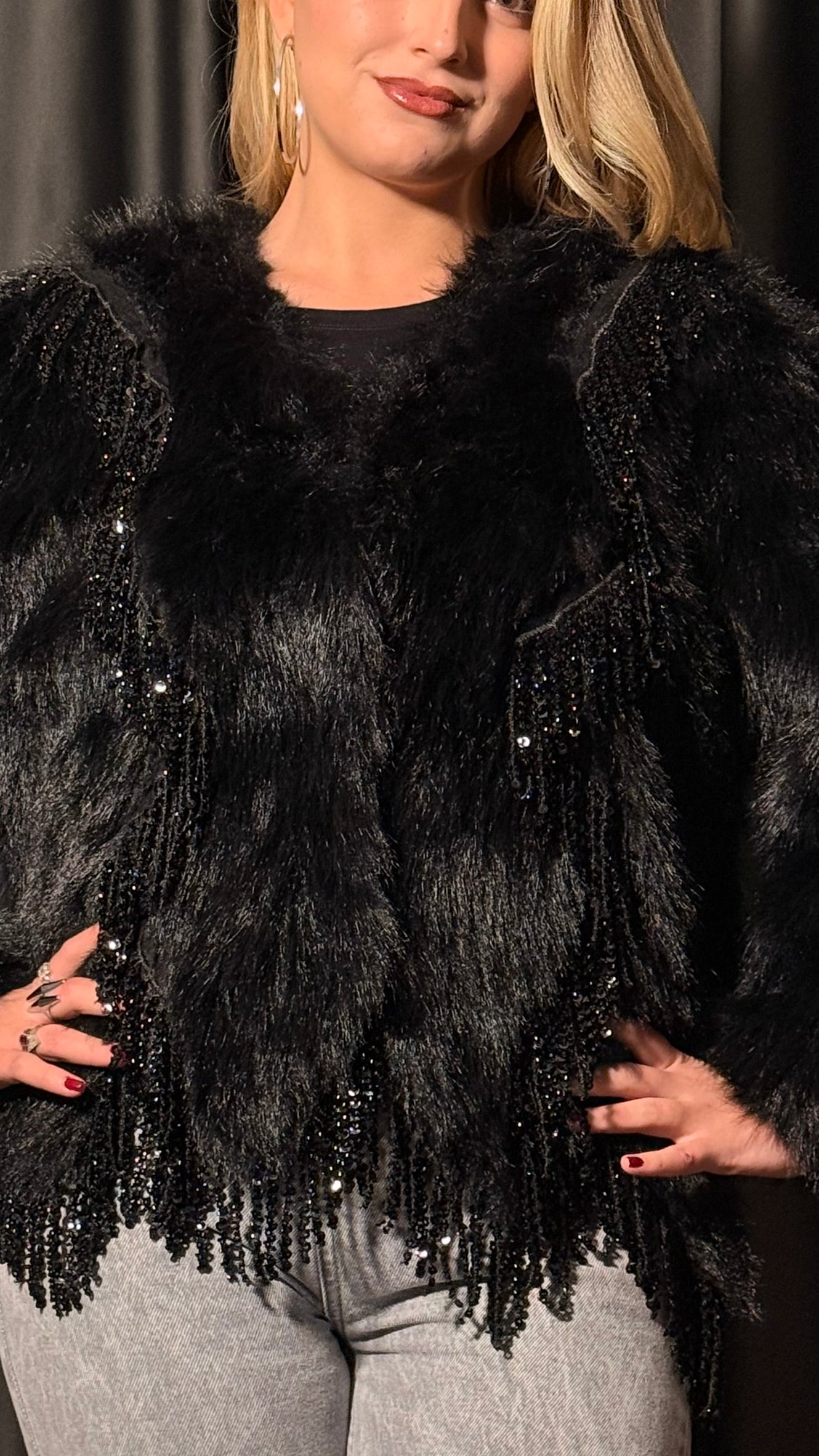 Taş Detaylı Tasarım Kürk