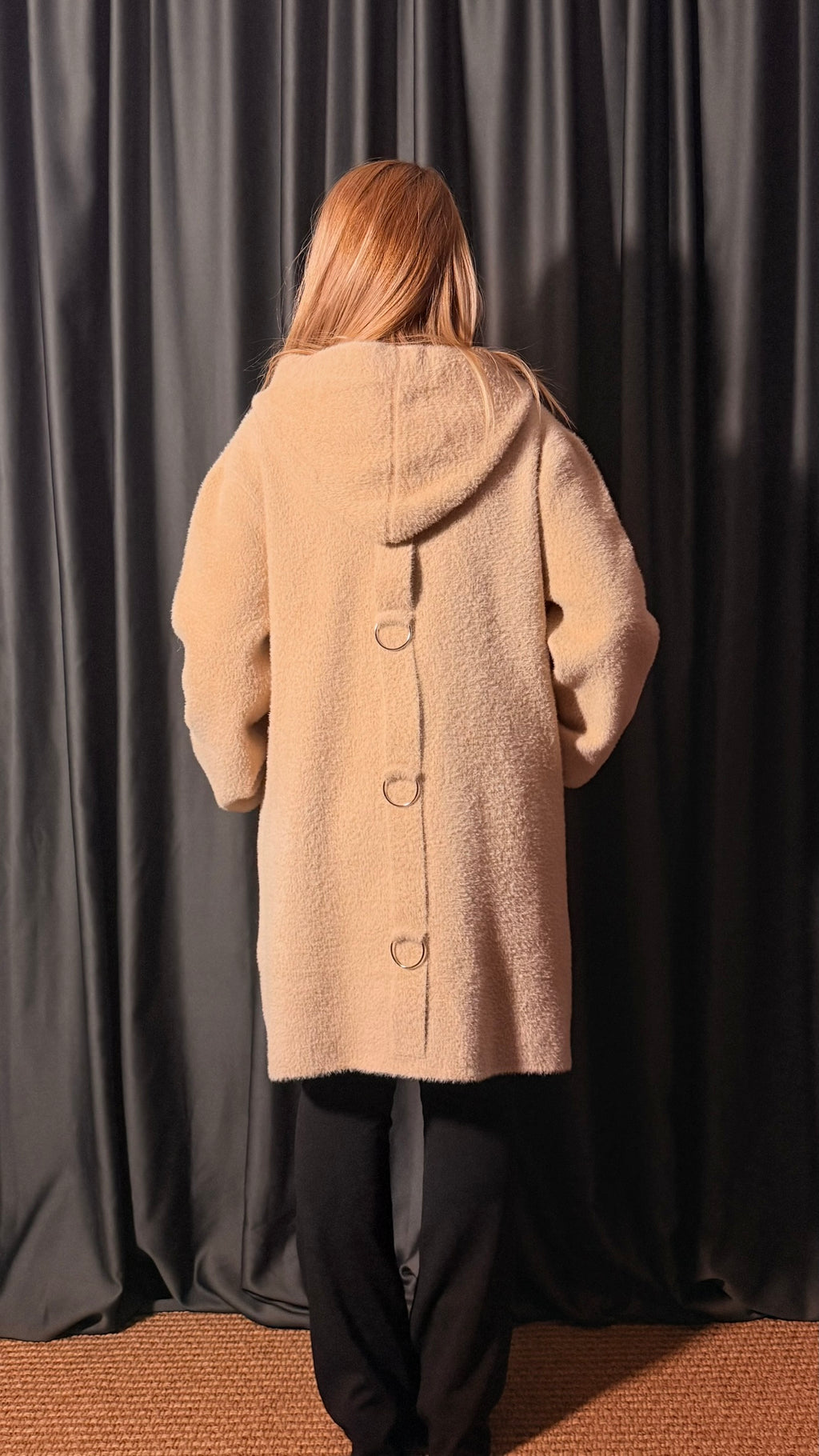 KAPİŞONLU ANGORA HIRKA