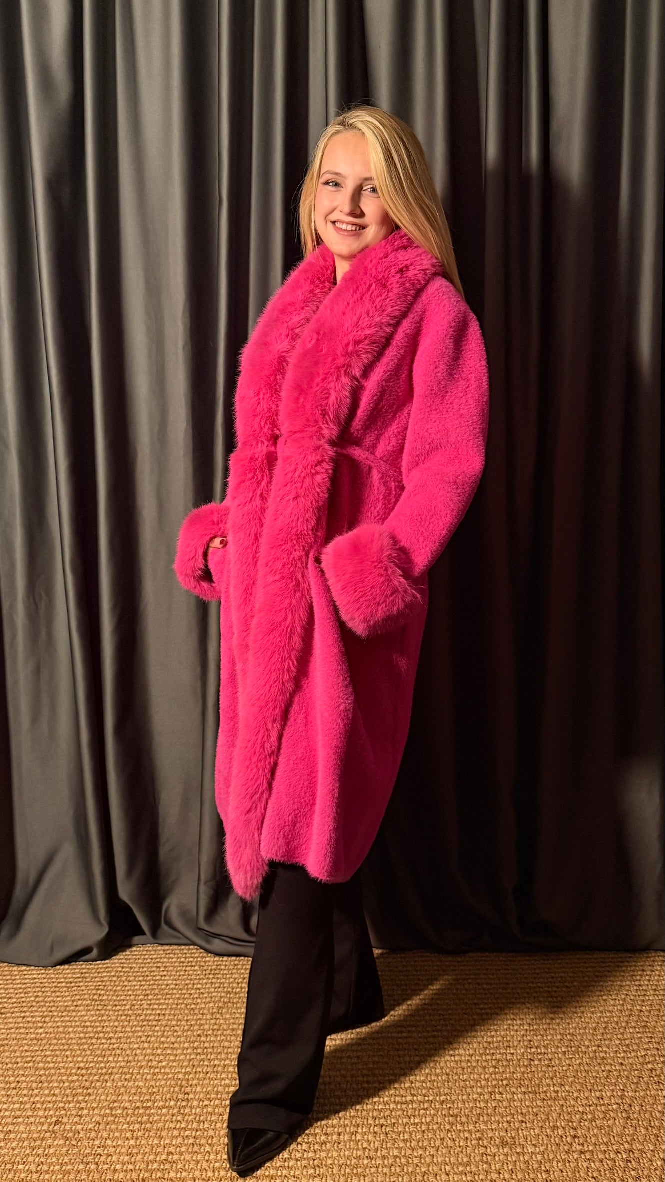 KÜRKLÜ ANGORA HIRKA/KABAN