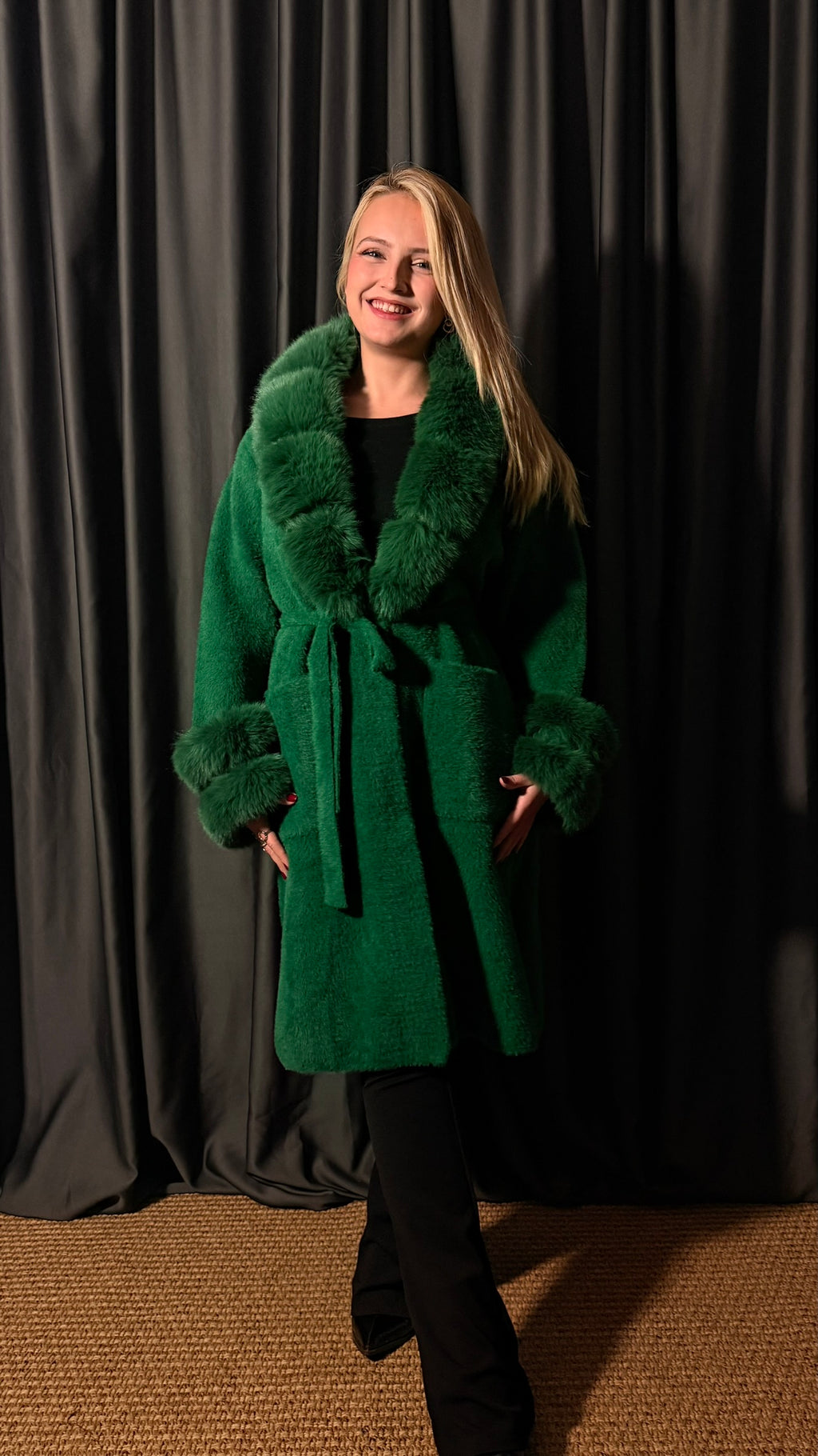 KÜRKLÜ ANGORA HIRKA