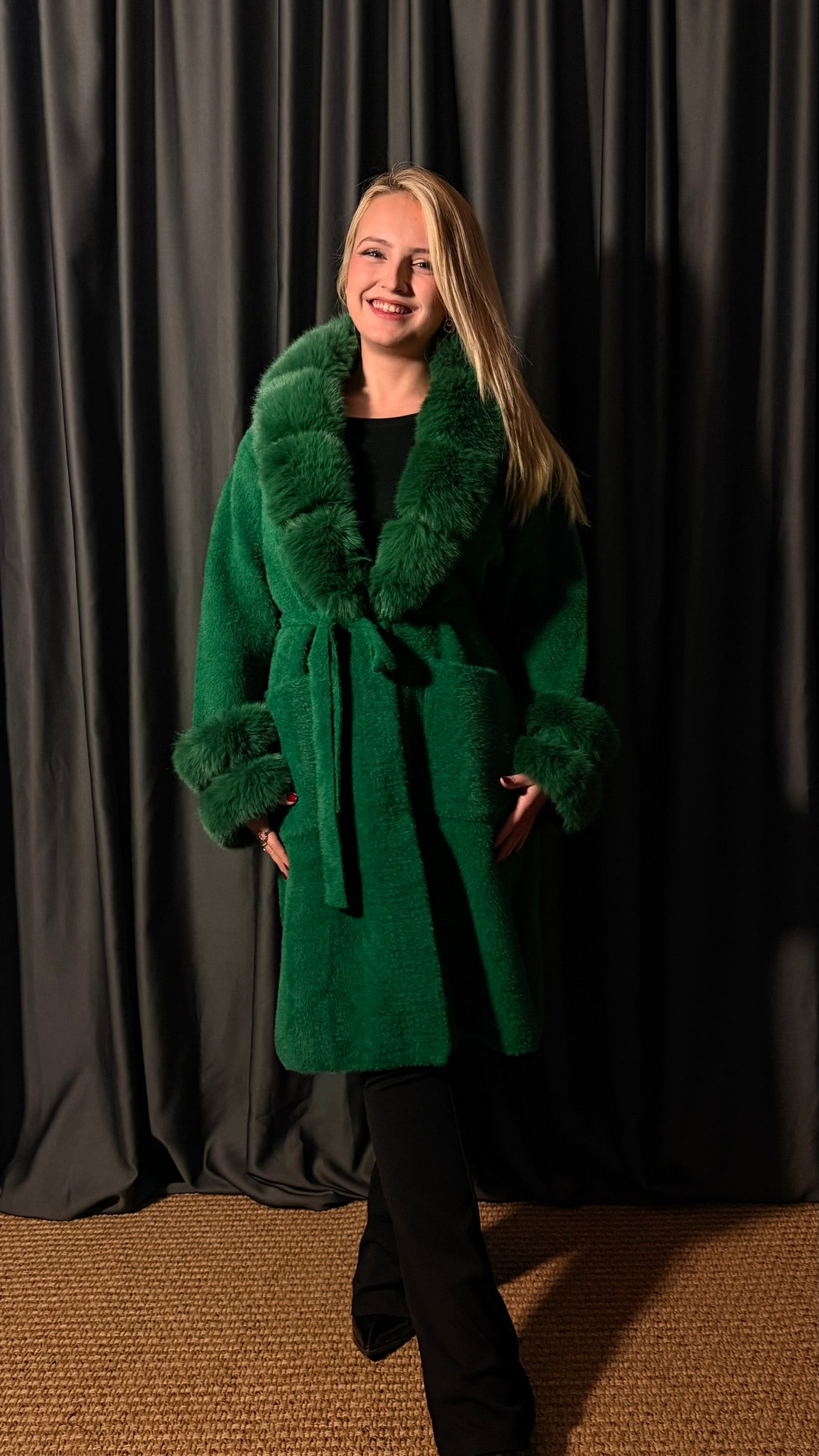 KÜRKLÜ ANGORA HIRKA