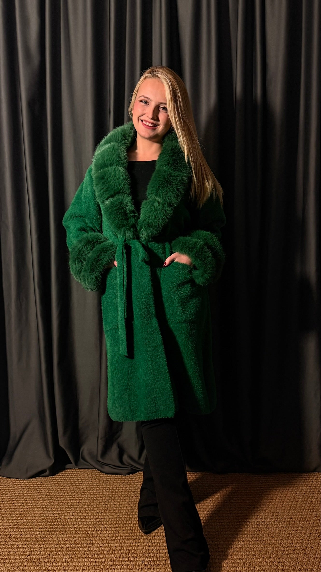 KÜRKLÜ ANGORA HIRKA