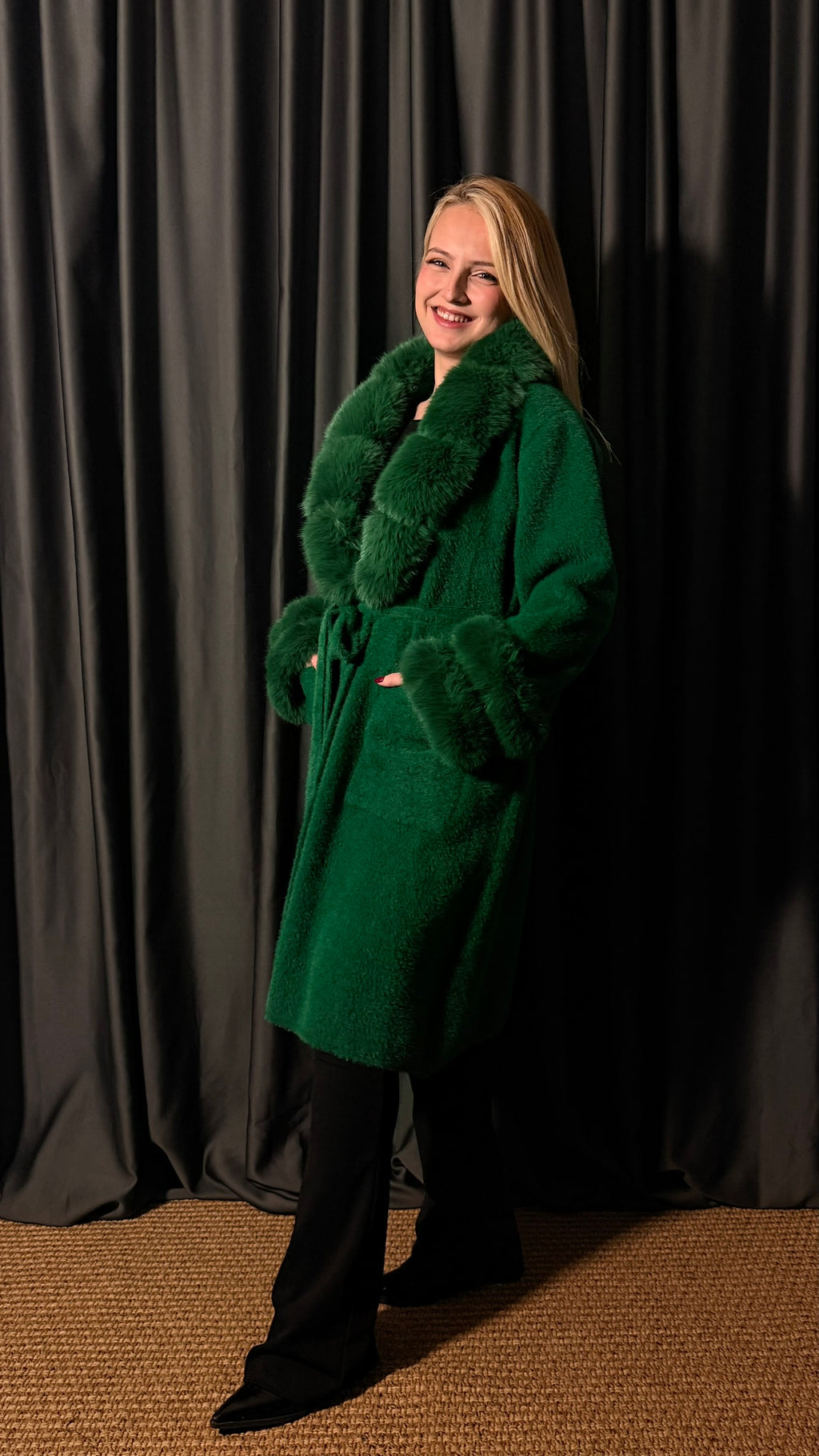 KÜRKLÜ ANGORA HIRKA