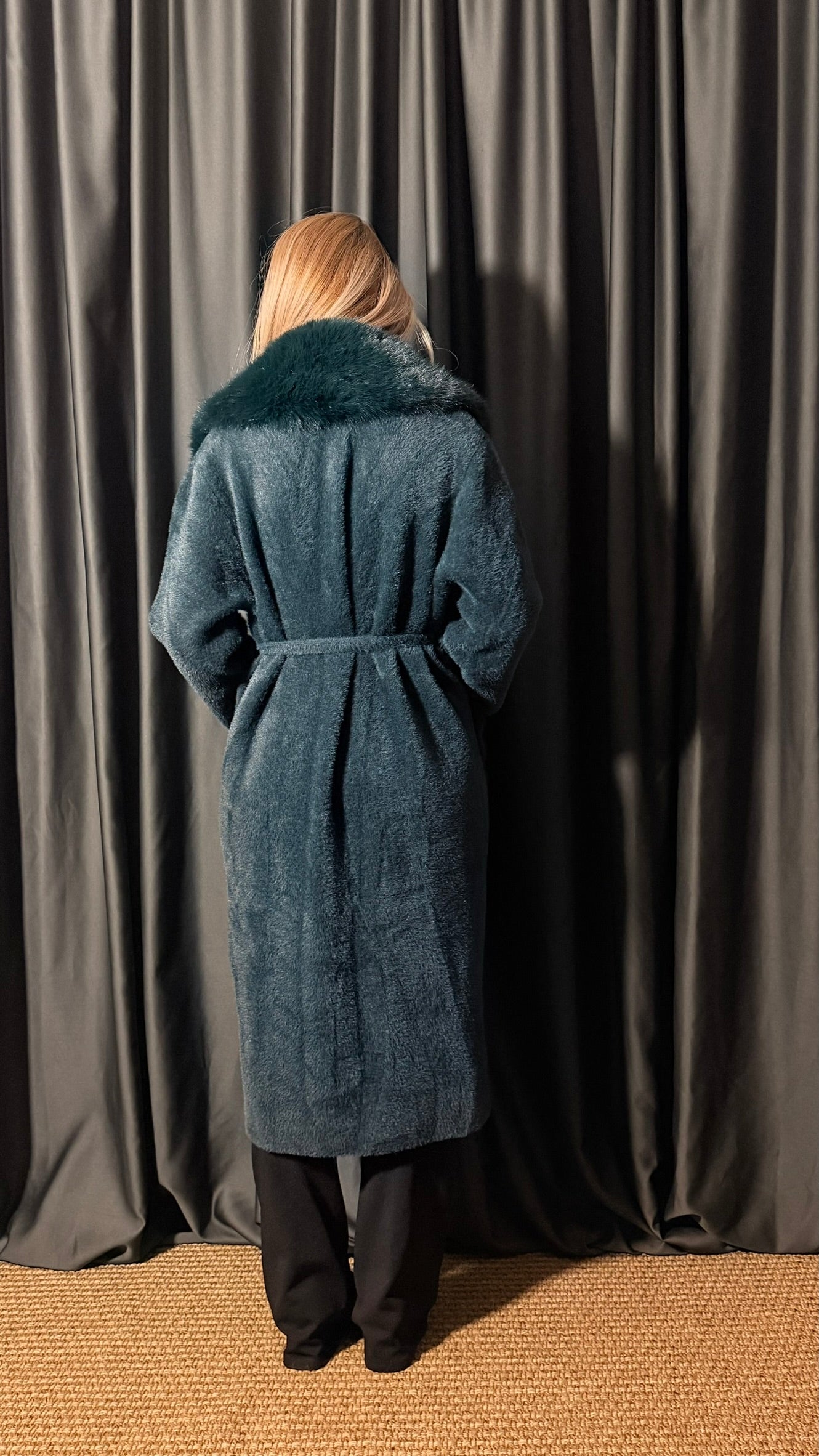 KÜRKLÜ ANGORA HIRKA