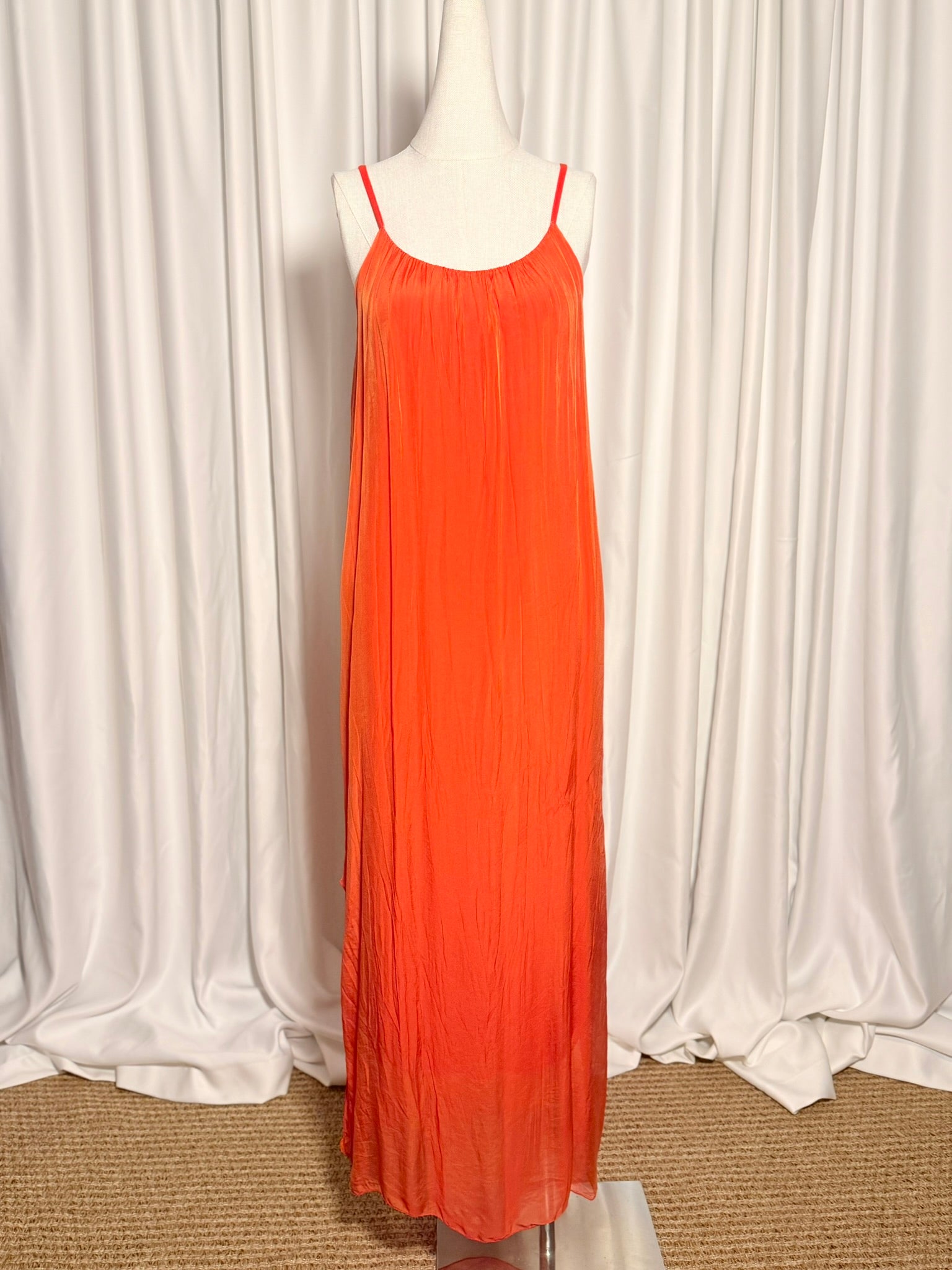 Nar Çiçeği İpek Elbise